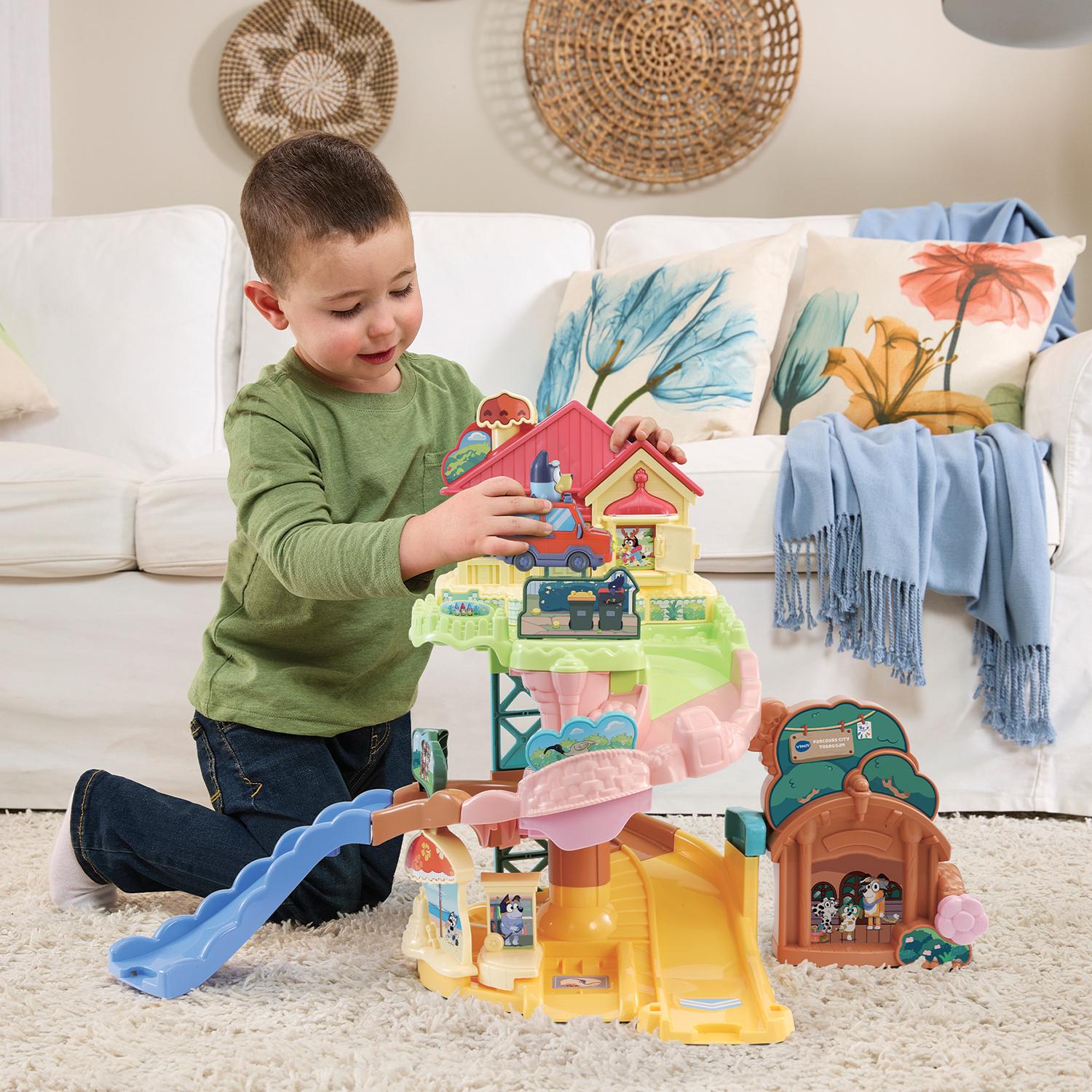 Voir la diapositive 7 : VTECH Parcours City Toboggan Bluey Tut Tut Bolides