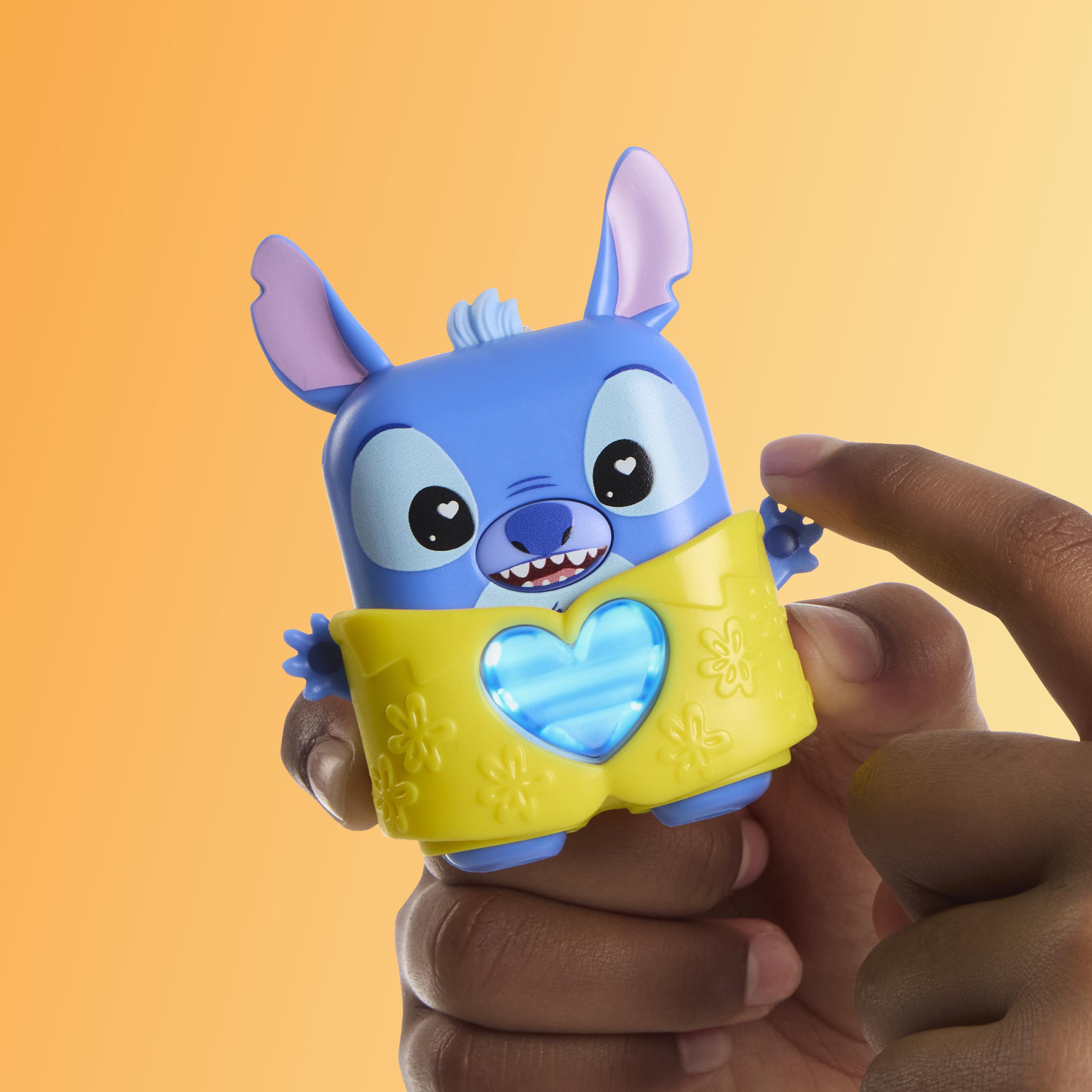 Voir la diapositive 10 : HASBRO Robot éducatif Nano-mals Disney Stitch