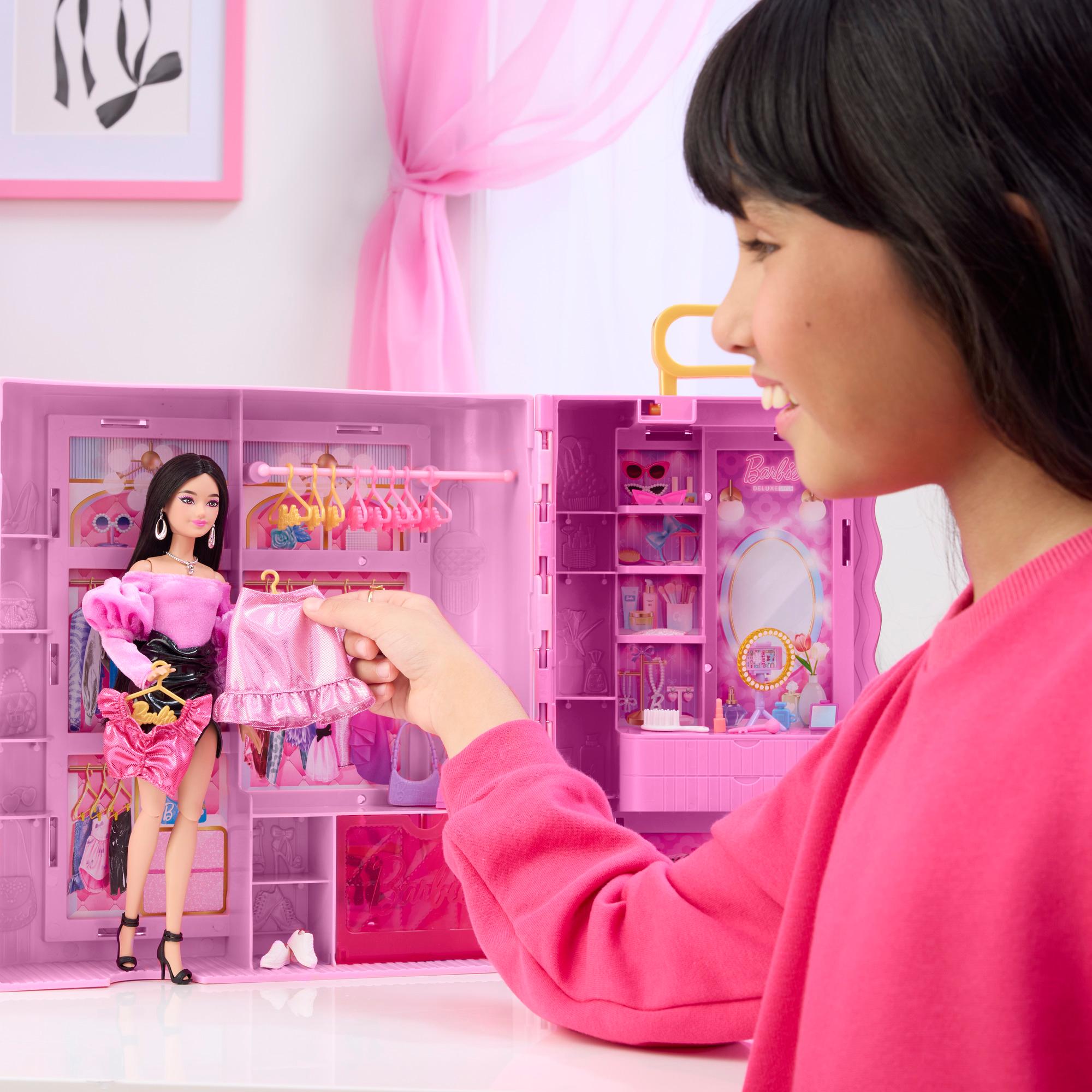 Voir la diapositive 11 : MATTEL Dressing Deluxe Style Barbie