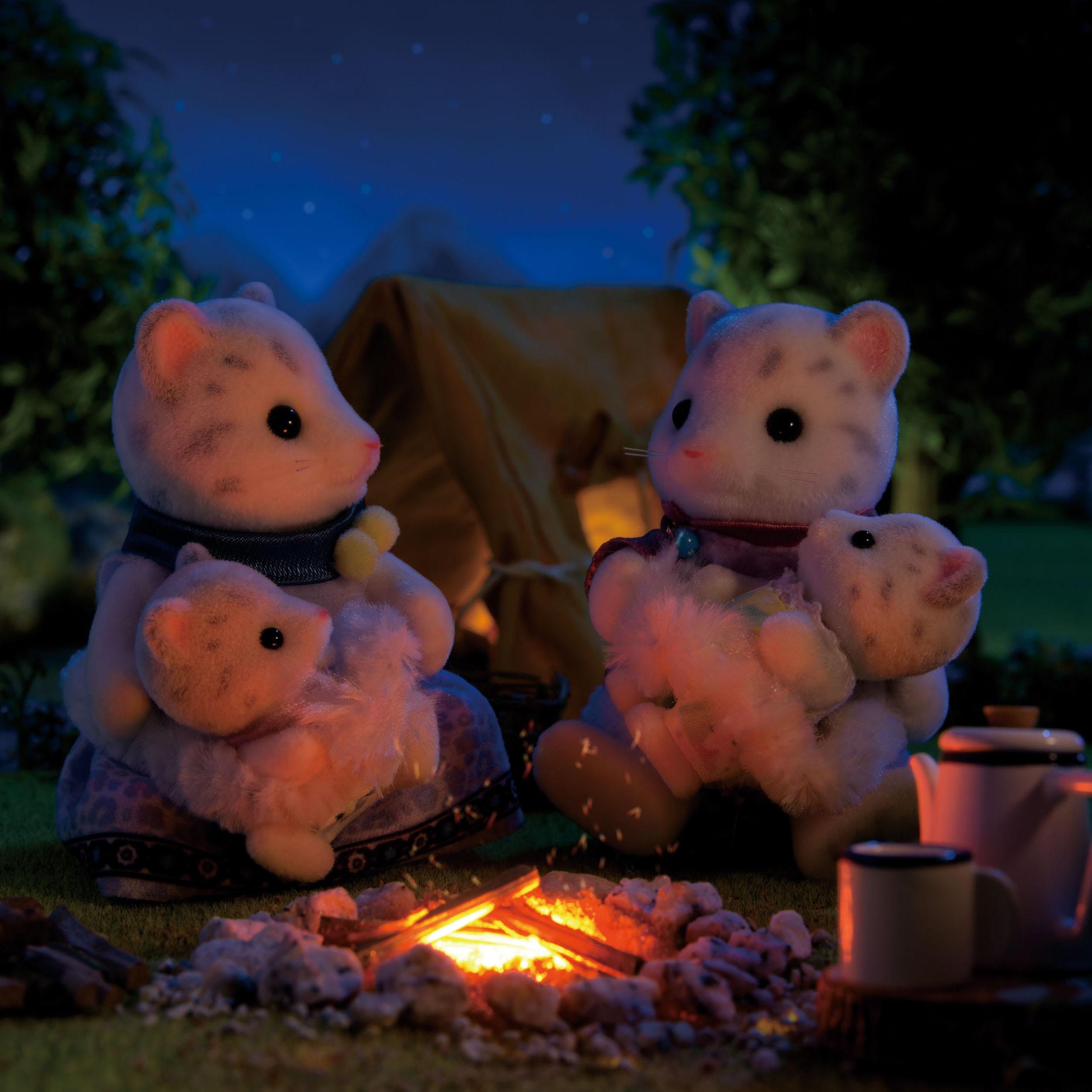 Voir la diapositive 6 : EPOCH D'ENFANCE Famille Panthères des Neiges Sylvanian Family