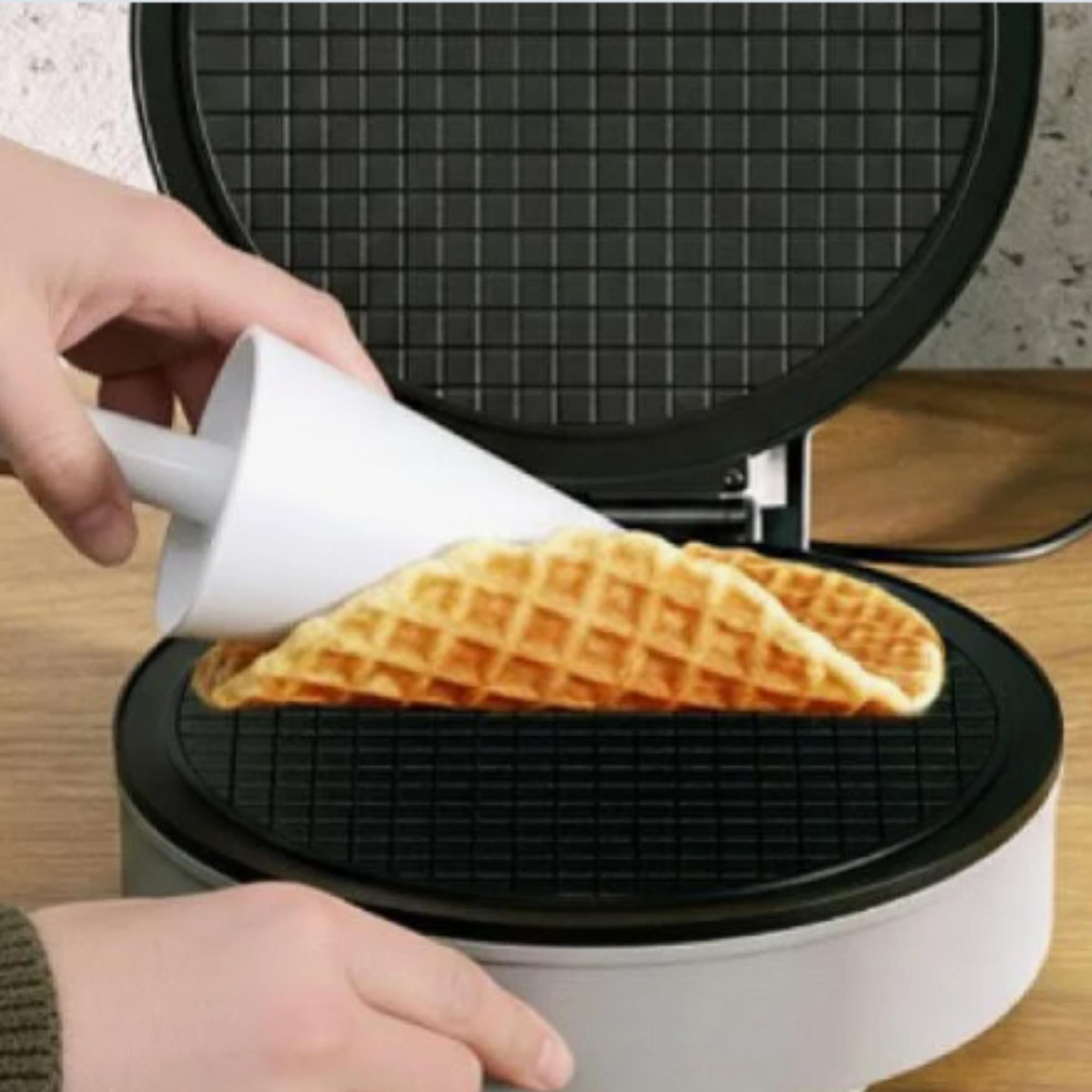 Voir la diapositive 4 : CLATRONIC Gaufrier à cornets de glace HA 3833 - Gris