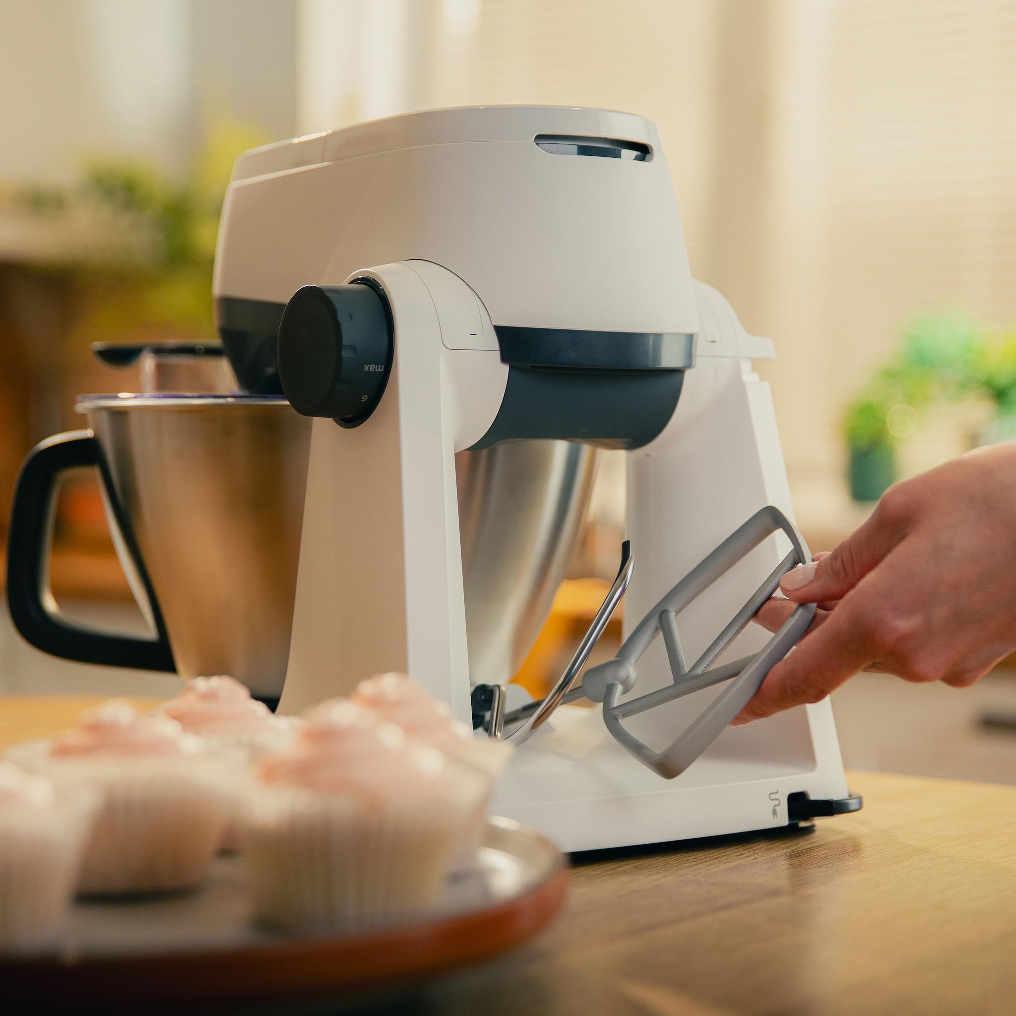 Voir la diapositive 11 : KENWOOD Robot pâtissier KHC30.000WH - Blanc