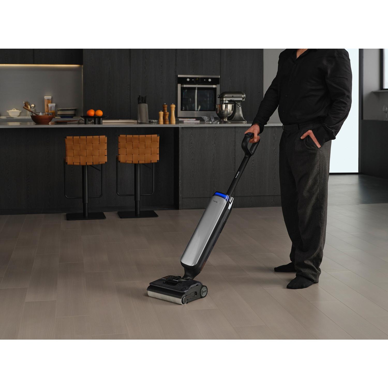 Voir la diapositive 8 : TINECO Aspirateur balai laveur Floor One S9 - Gris