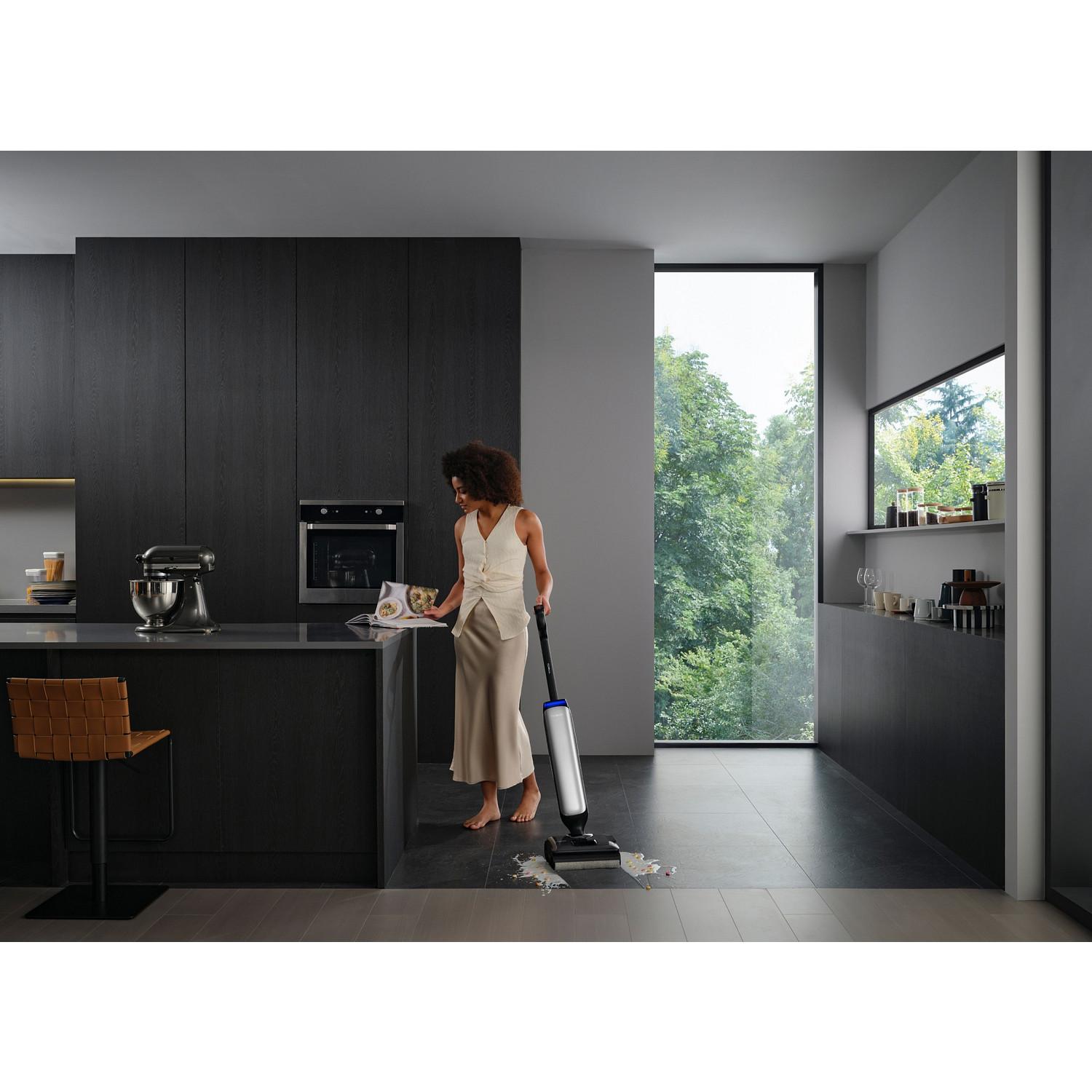 Voir la diapositive 9 : TINECO Aspirateur balai laveur Floor One S9 - Gris