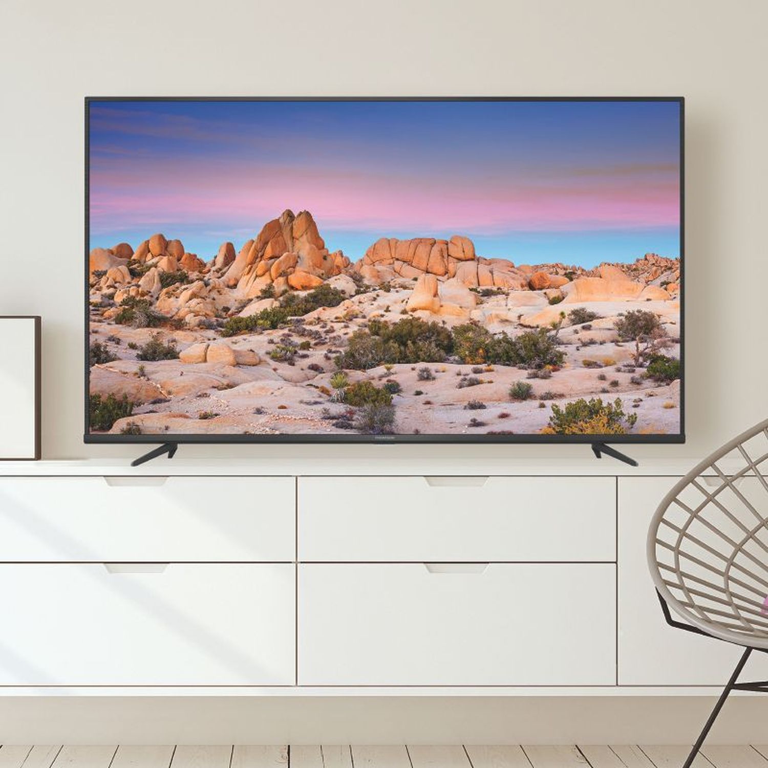Voir la diapositive 3 : THOMSON 65UG6400 TV LED 4K Ultra HD 165 cm Smart TV 