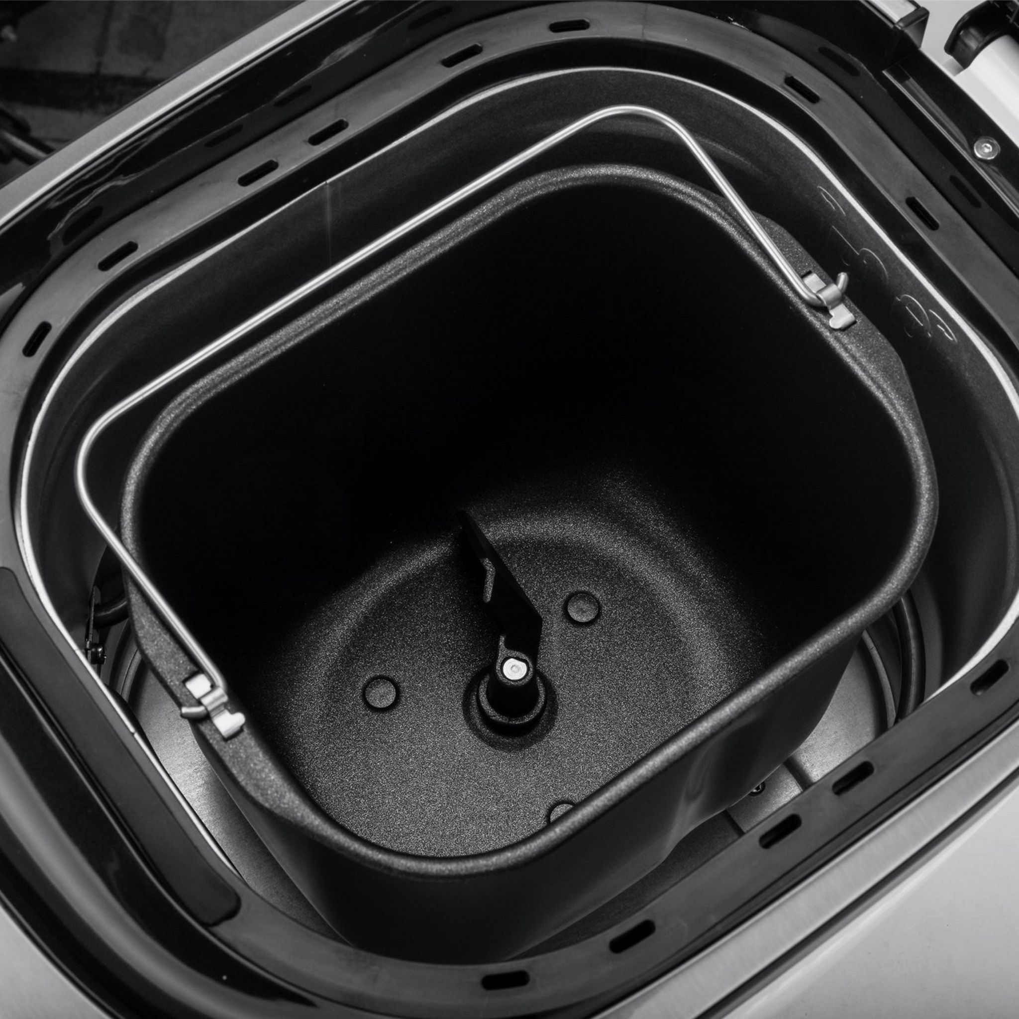 Voir la diapositive 2 : KITCHENCOOK Machine à pain SMART B - Noir