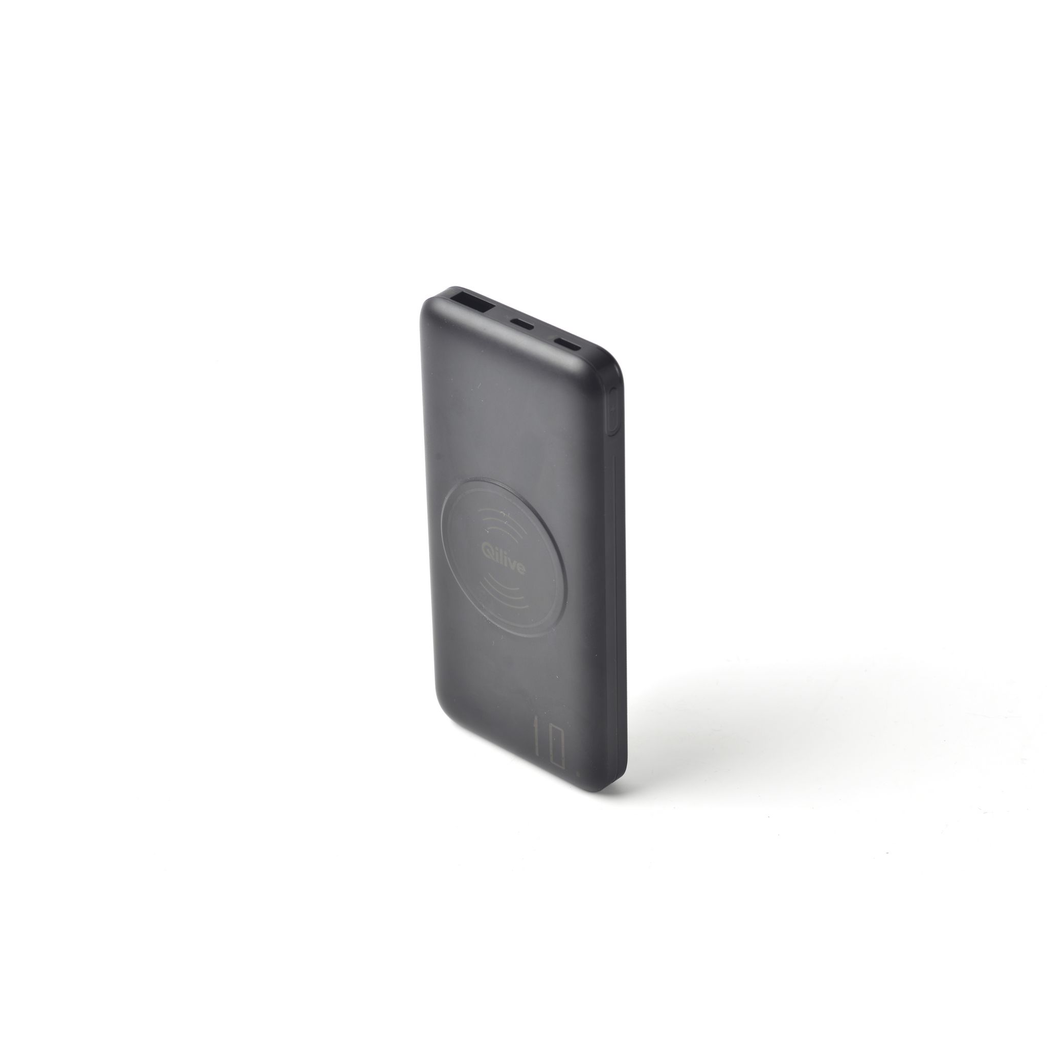 Voir la diapositive 2 : QILIVE Batterie de secours induction 10 000 mAh - Noir