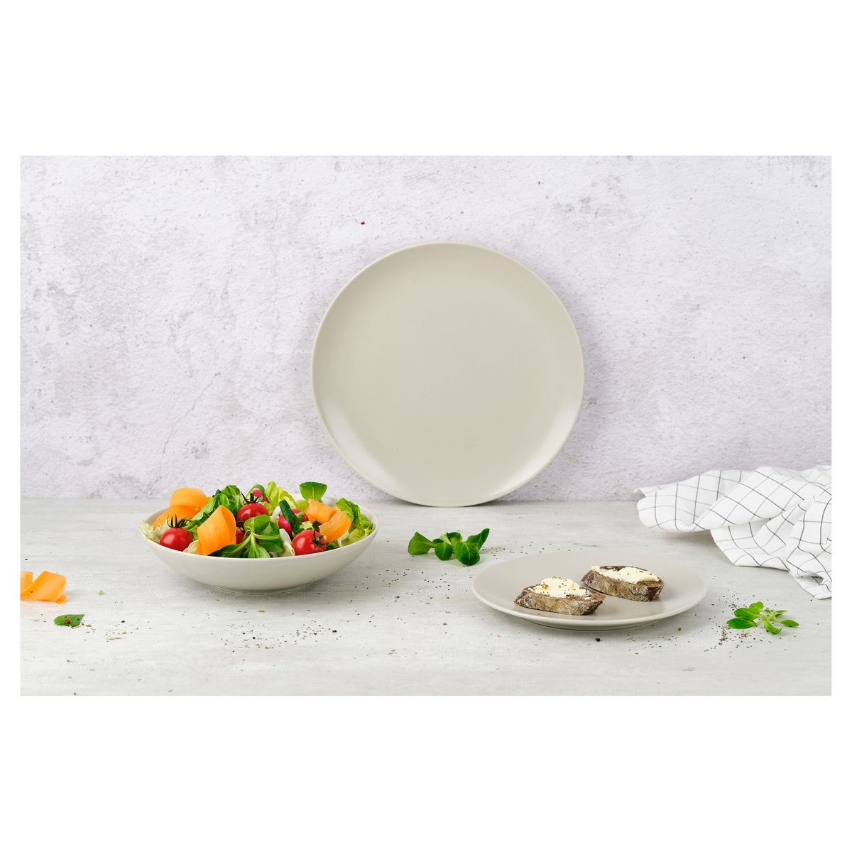 Service de table Venus Cream 18 pièces, 6 personnes : 6*assiettes plate D26 cm+6*assiettes creuse D21 cm+6*assiettes à dessert D20 cm