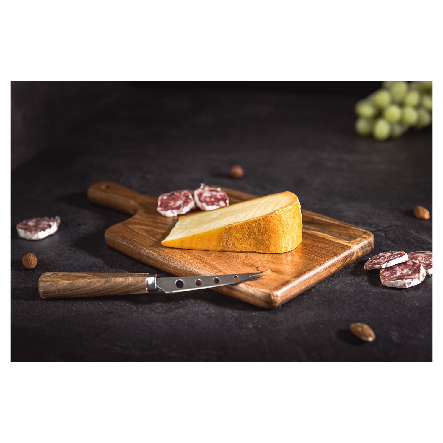 Voir la diapositive 2 : Planche à découper avec couteau à fromage boîte de livre 26 x 23 x H1,5CM acacia