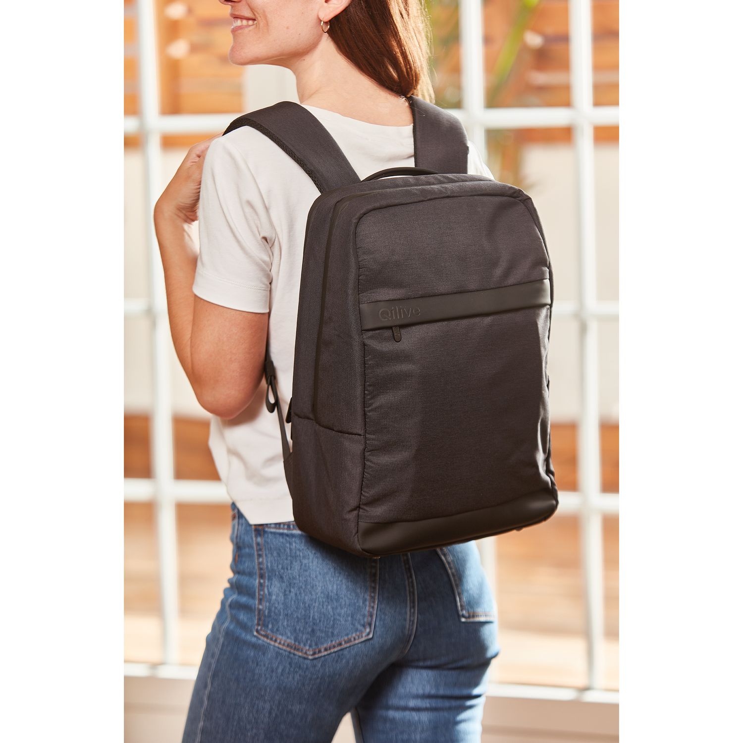 Voir la diapositive 4 : QILIVE Sac à dos CSR PC 15-16P