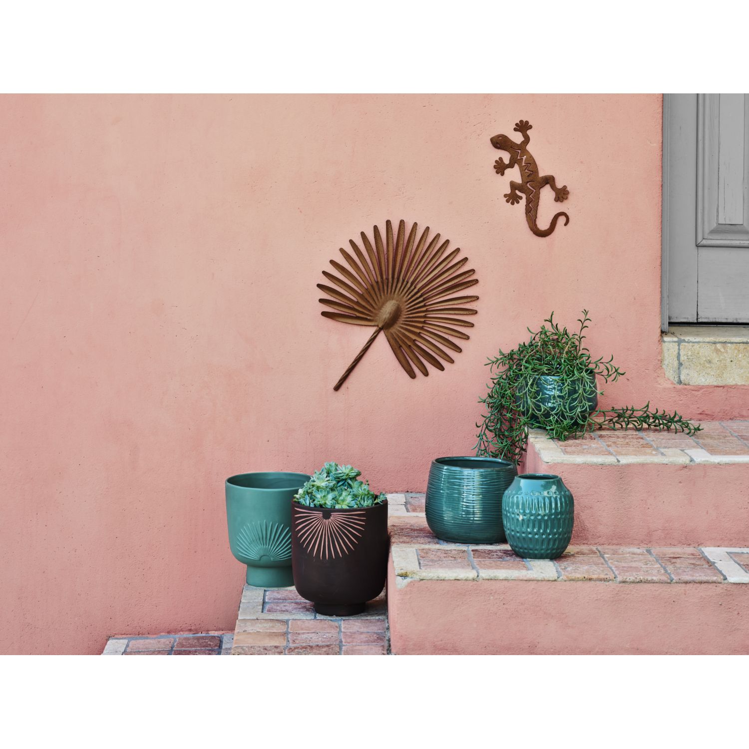 Voir la diapositive 2 : GARDENSTAR Salamandre en fonte 25 cm