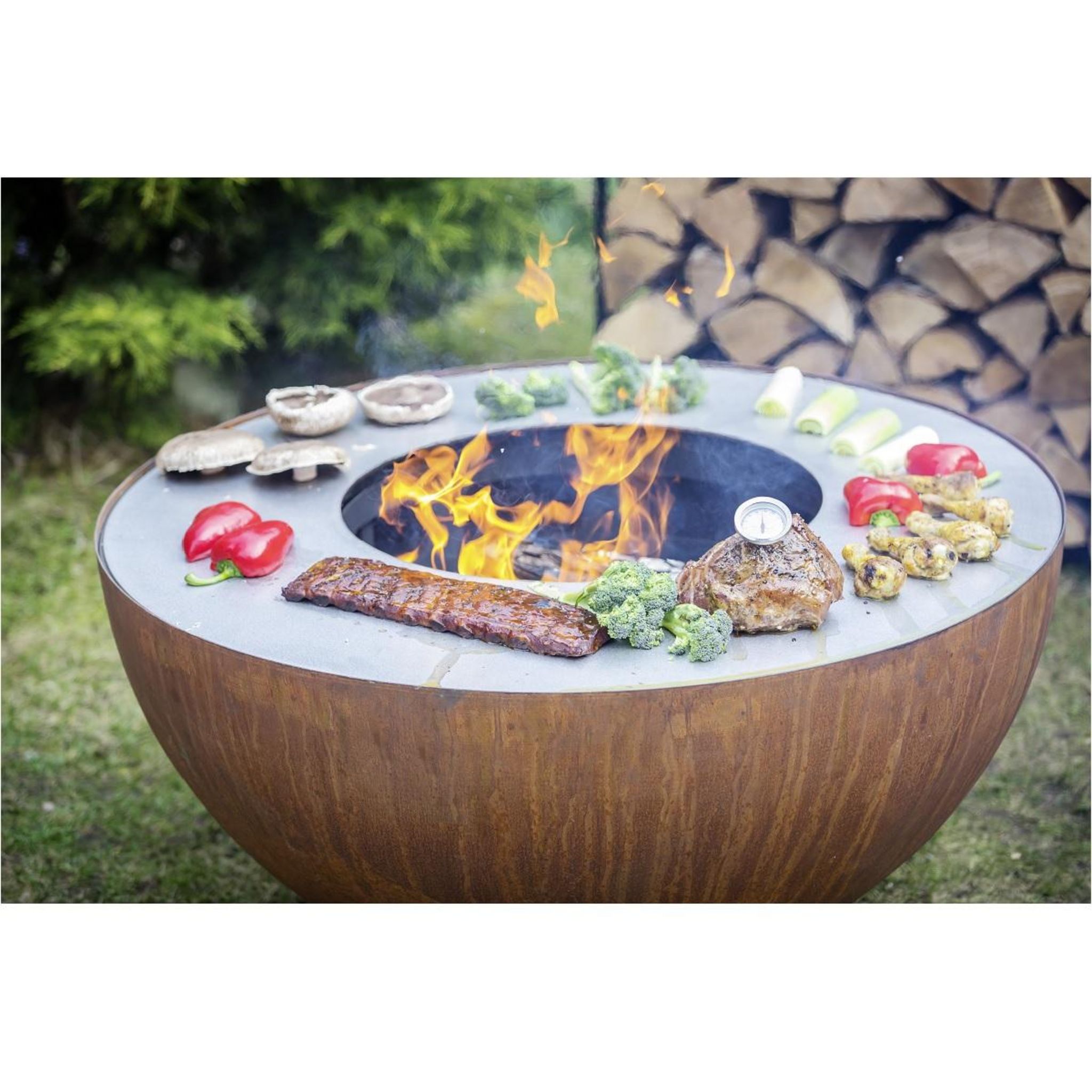 Voir la diapositive 4 : CAMPINGAZ Brasero boule avec grille et plancha - métal oxydé - 100x100x50 cm