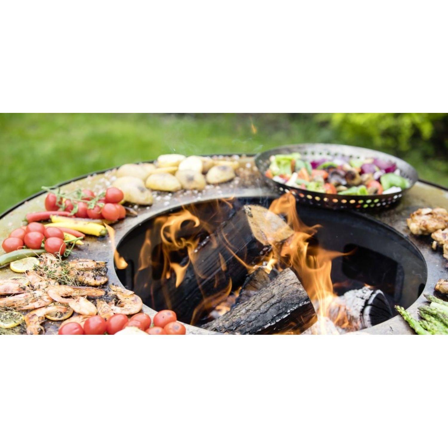 Voir la diapositive 7 : FEU DU JARDIN Brasero boule avec grille et plancha - Noir - 100x100x50 cm