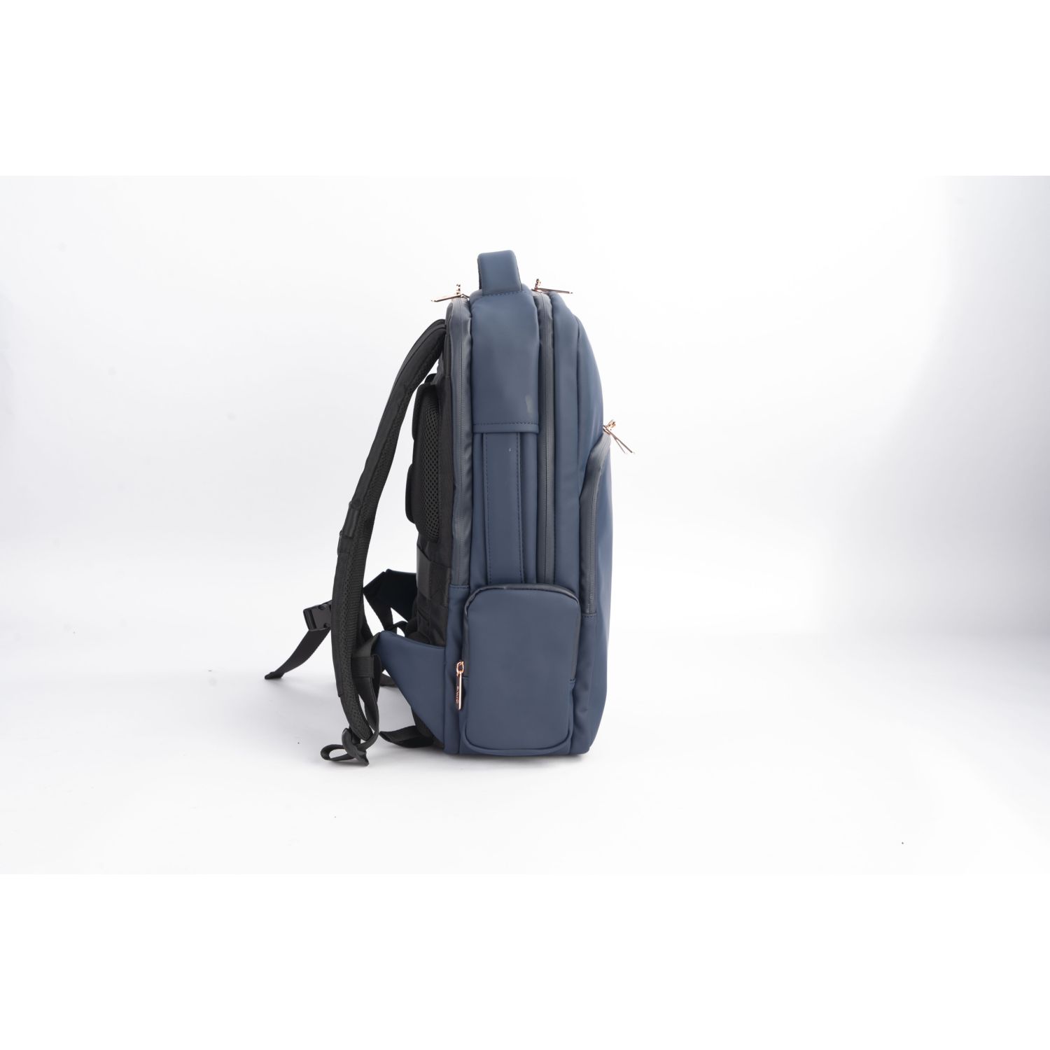 Voir la diapositive 9 : QILIVE Sac à dos pour PC 16" - Bleu