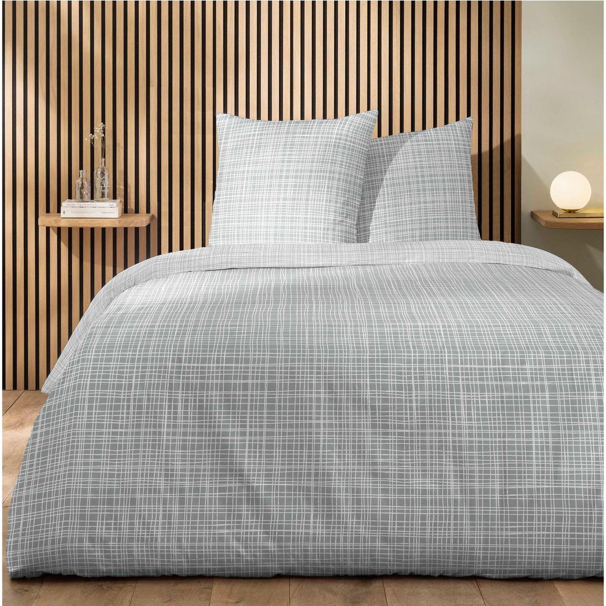 Parure housse de couette en polycoton + drap housse offert GRILLE