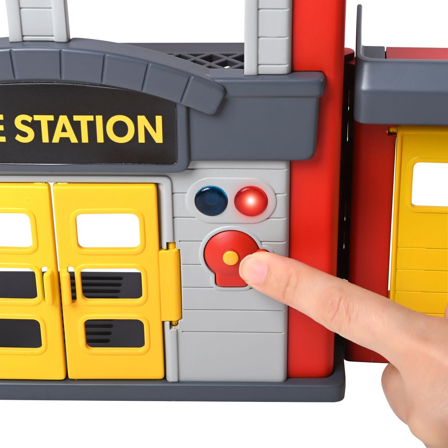 Voir la diapositive 2 : ONE TWO FUN Caserne de pompiers