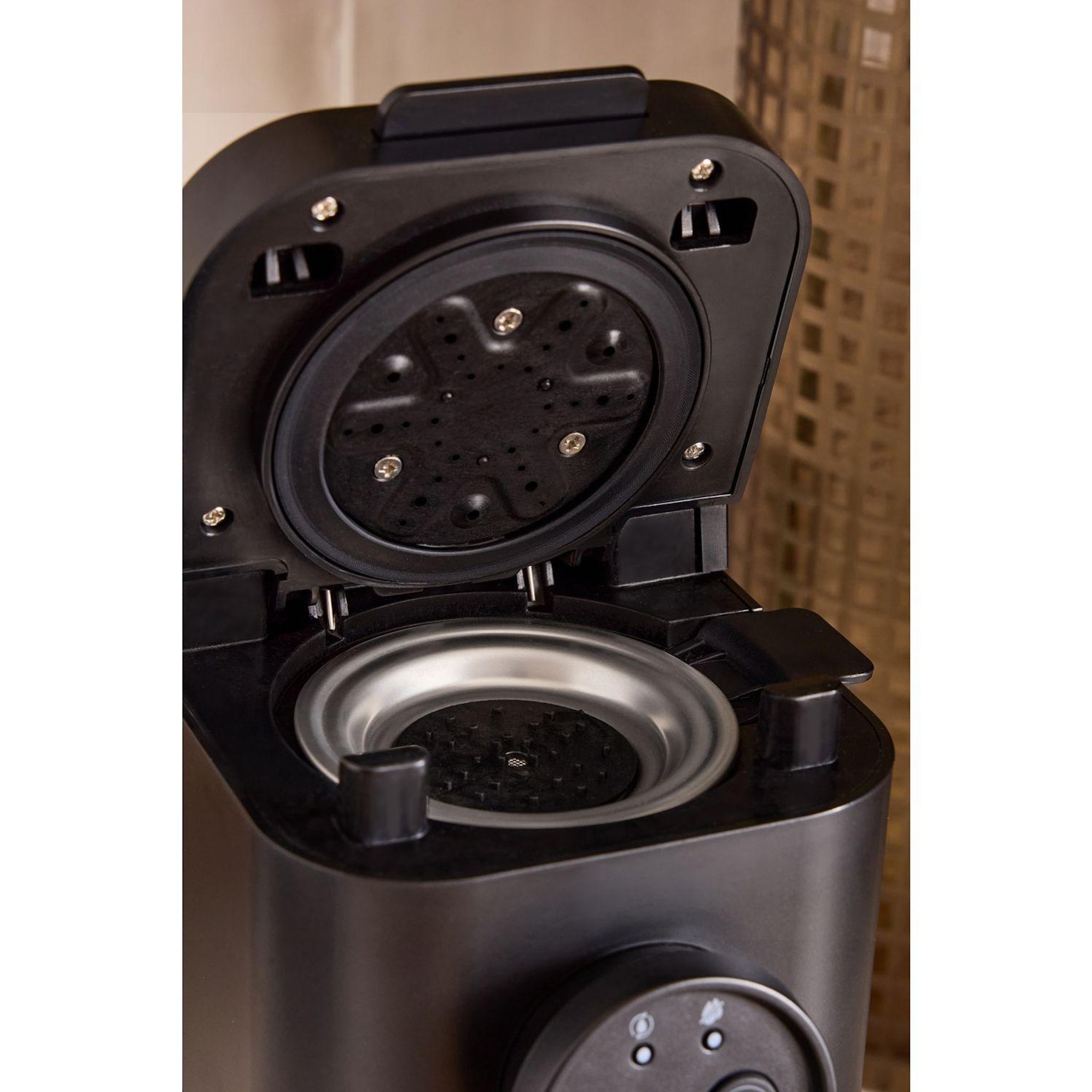 Voir la diapositive 23 : QILIVE Cafetière à dosettes Q.5703 compatible Senseo - Noir