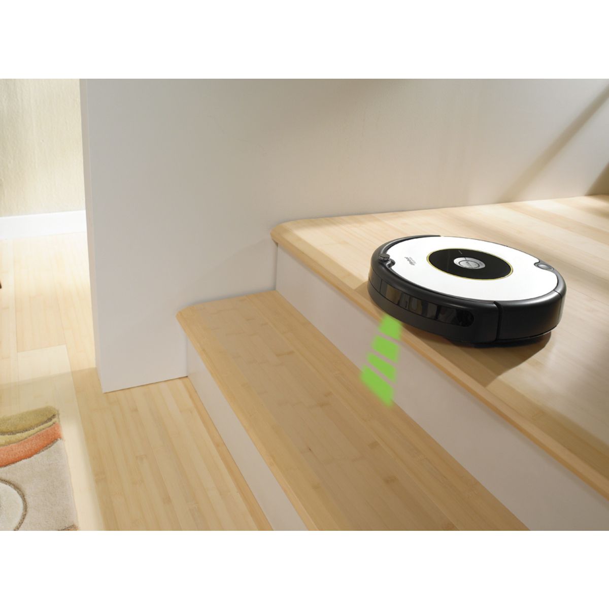 IROBOT Aspirateur robot Roomba 605