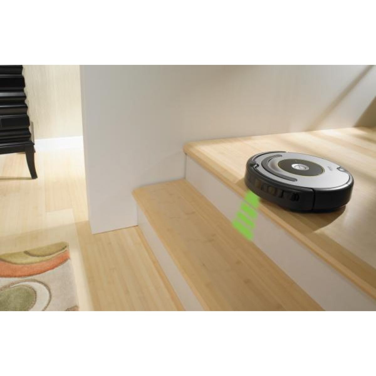 IROBOT Aspirateur robot Roomba 615
