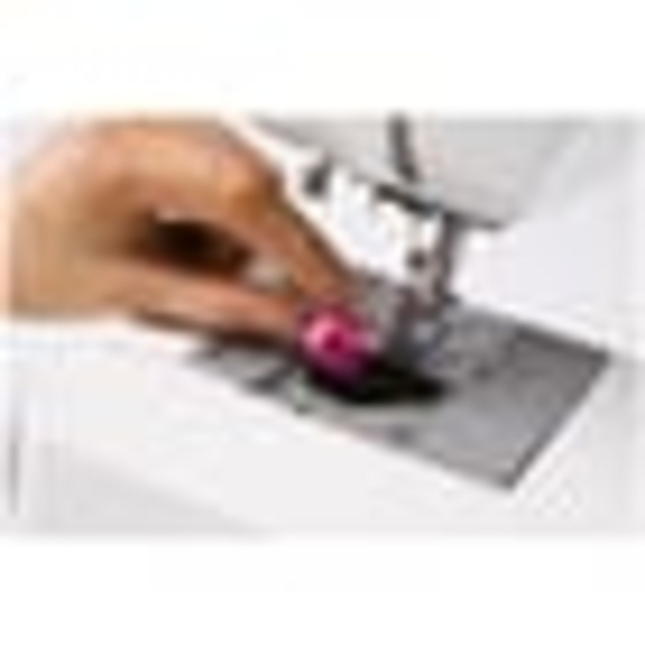 Voir la diapositive 6 : BROTHER Machine a coudre RH127