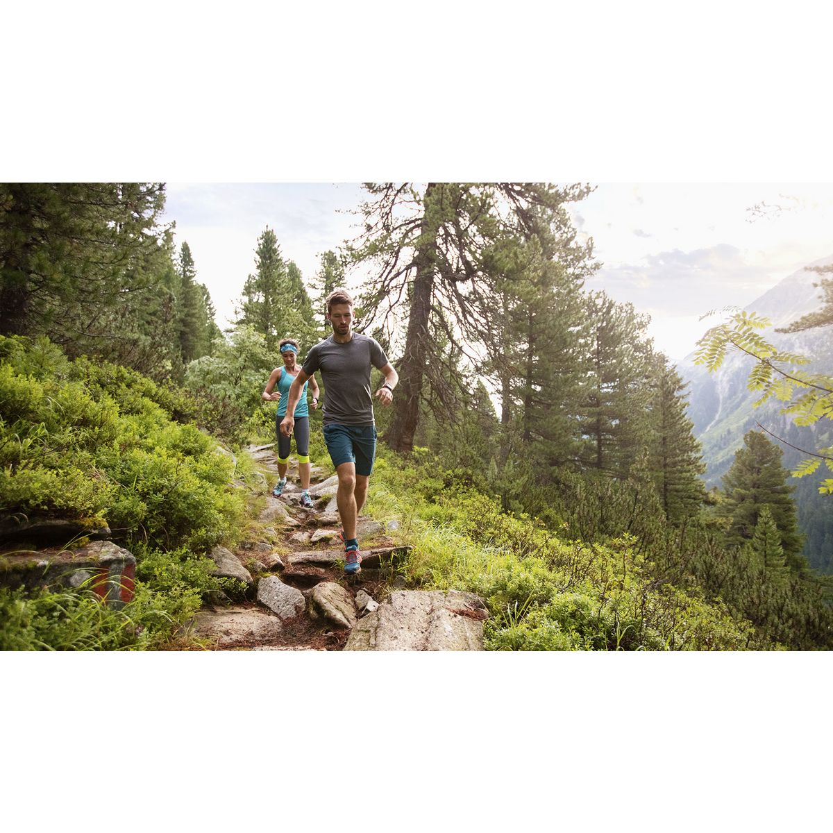 TOMTOM Montre connectée sport - ADVENTURER - Noir - Bluetooth