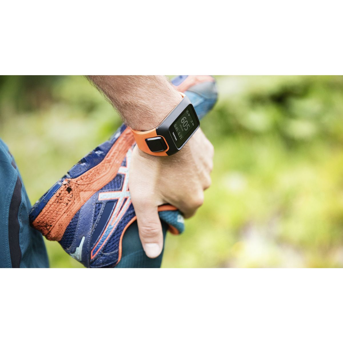 TOMTOM Montre connectée sport - ADVENTURER - Noir - Bluetooth