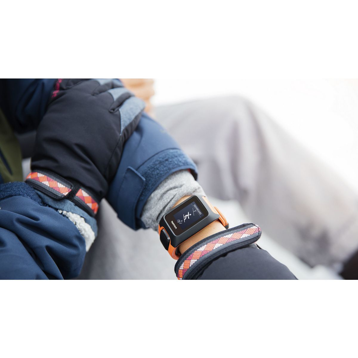 TOMTOM Montre connectée sport - ADVENTURER - Noir - Bluetooth