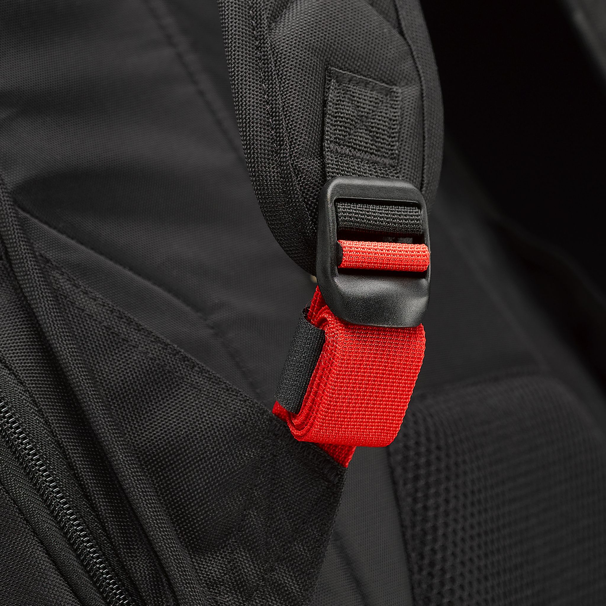 Voir la diapositive 4 : CASE LOGIC Sac à dos pour ordinateur portable jusqu'à 16" - Noir