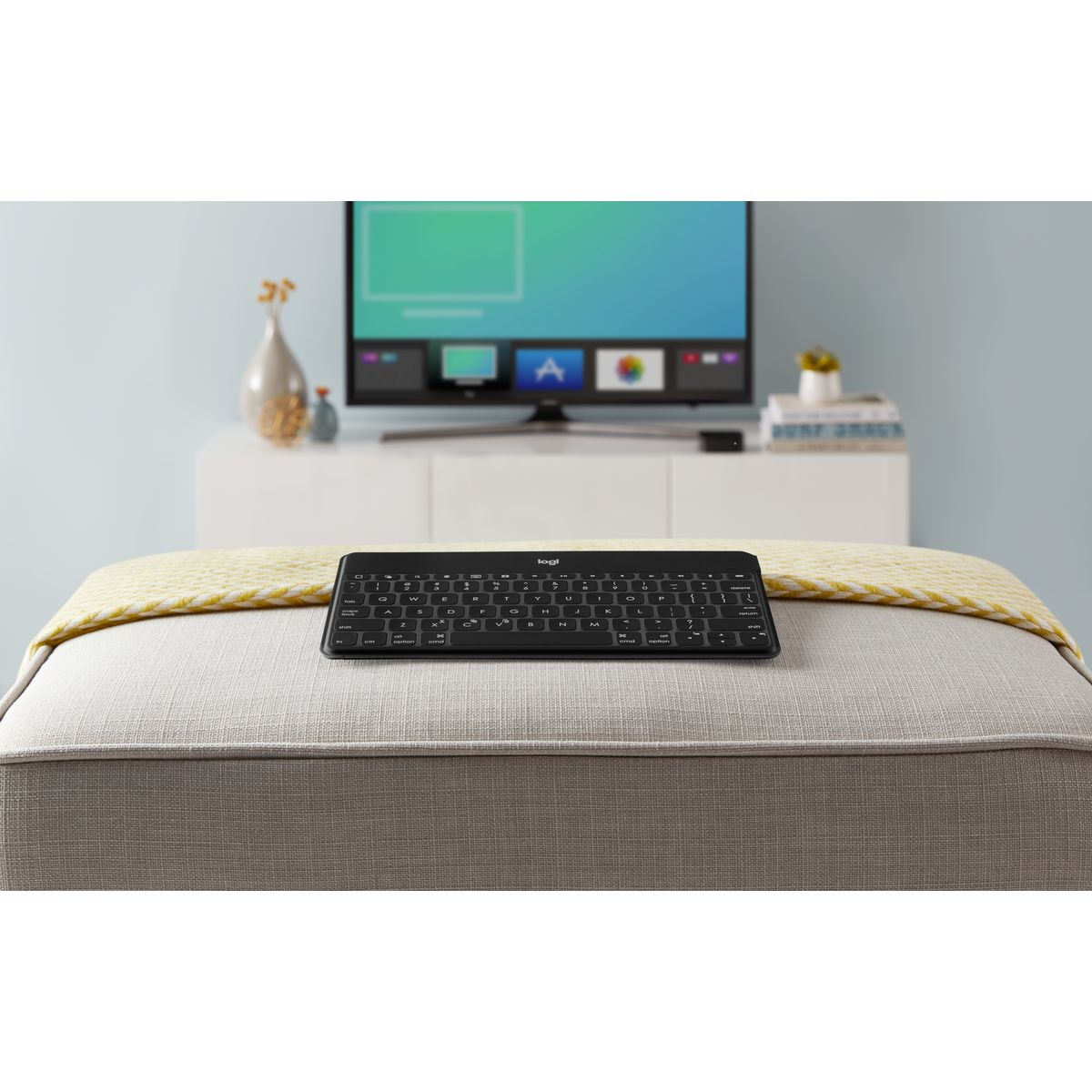 LOGITECH Clavier - Sans fil - Keys to go - Noir