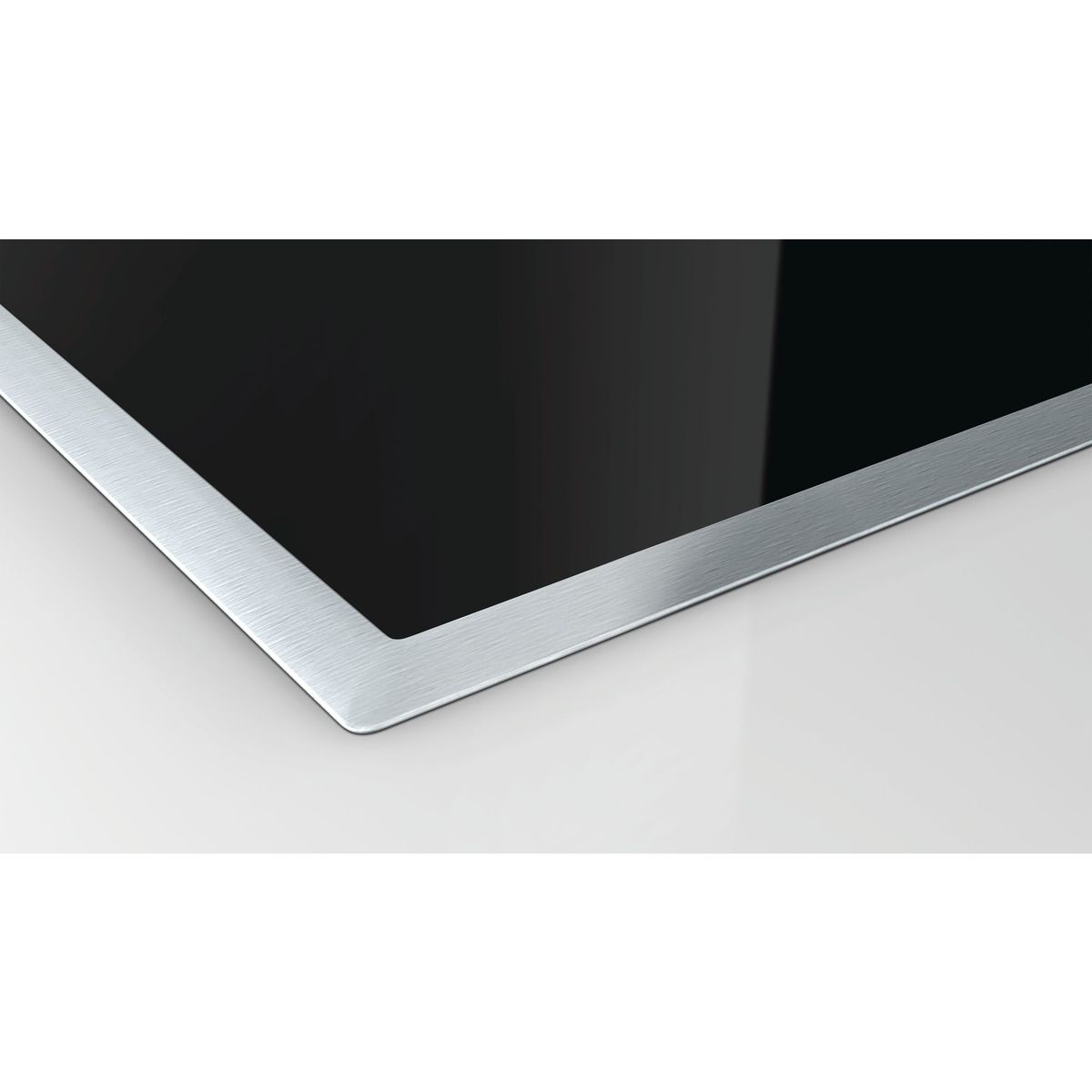 BOSCH Table de cuisson vitrocéramique PKF645B17E