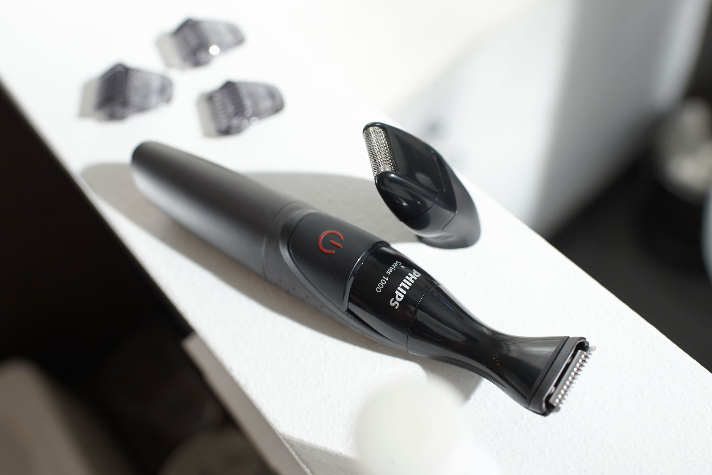 Voir la diapositive 9 : PHILIPS Tondeuse de précision MG1100/16 Multigroom series 1000