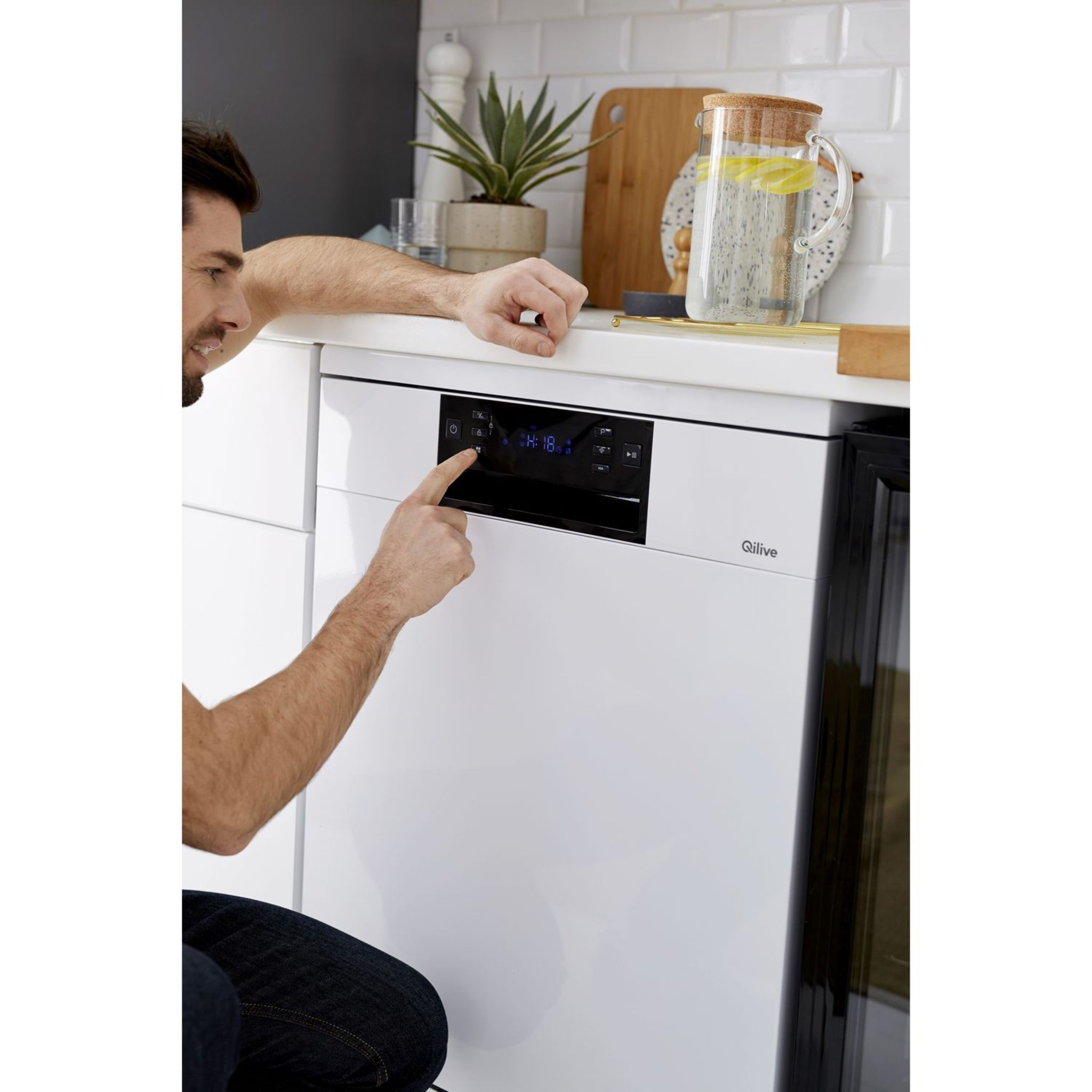 Voir la diapositive 5 : QILIVE Lave-vaisselle pose libre 134913 Q.6598, 14 couverts, 60 cm, 44 dB, 8 programmes