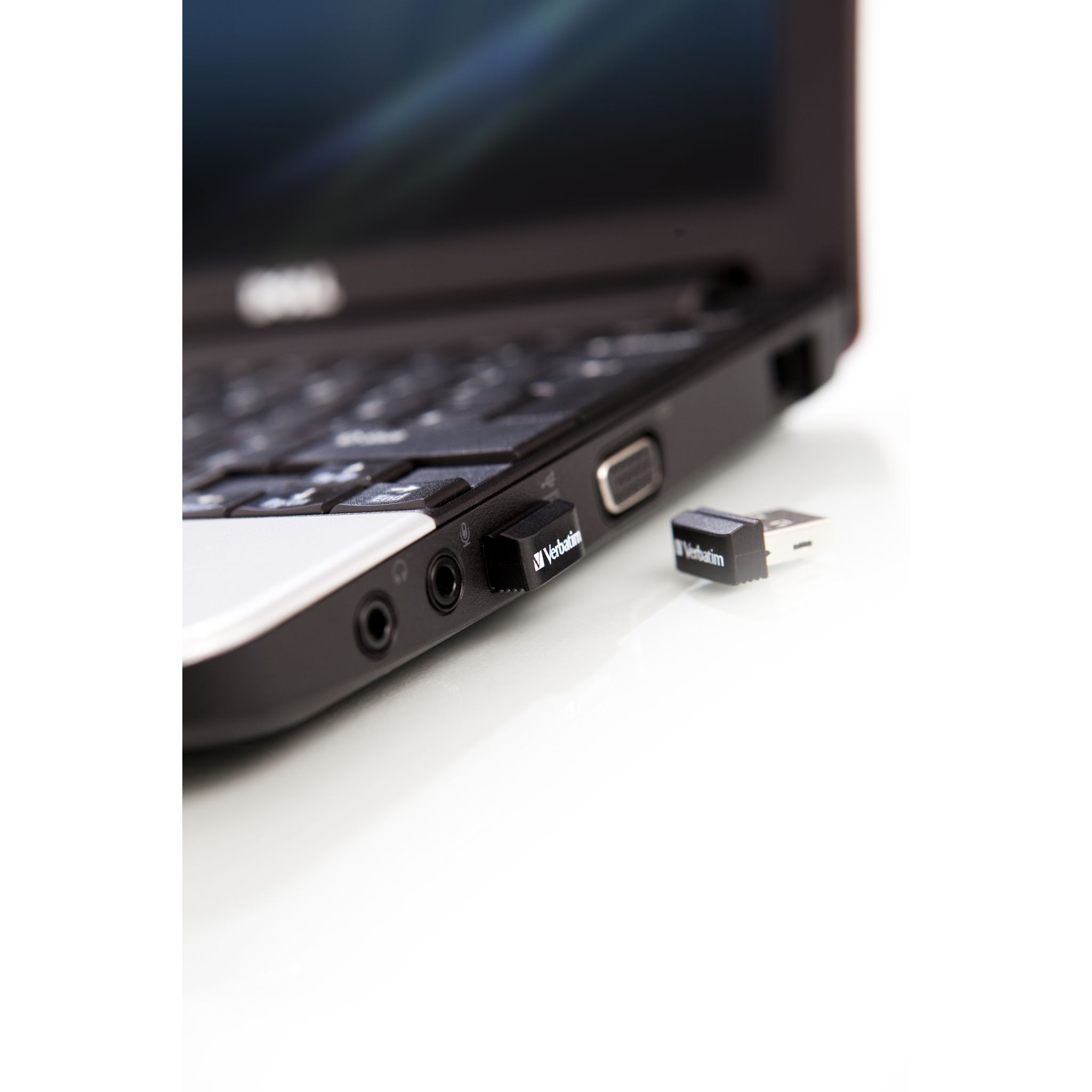 Voir la diapositive 6 : VERBATIM Clé Nano USB 2.0 16 Go