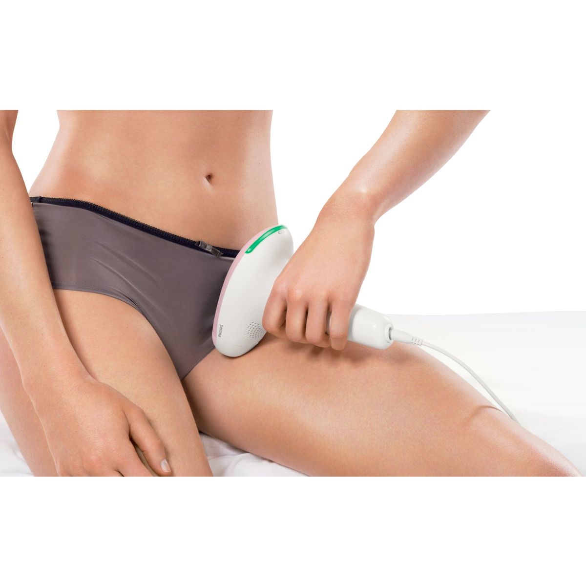 PHILIPS Epilateur à lumière pulsée SC1991/00 Luméa Essential
