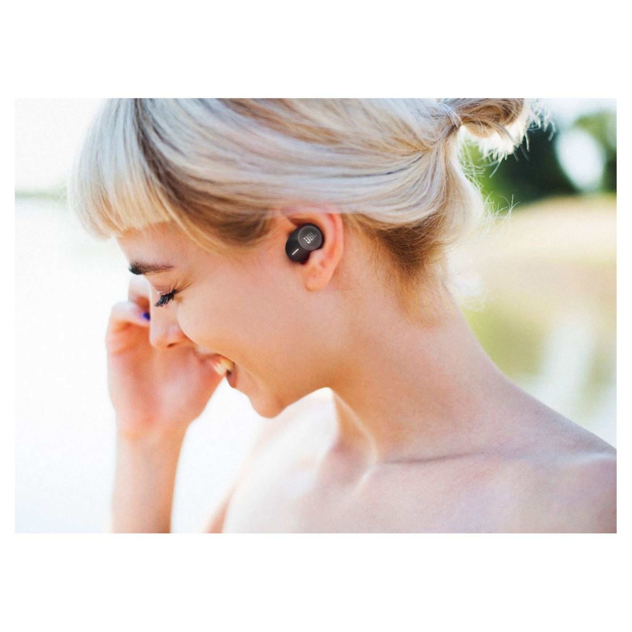 Voir la diapositive 4 : JBL Écouteurs sans fil Bluetooth avec étui de recharge - Noir - Tune 120TWS