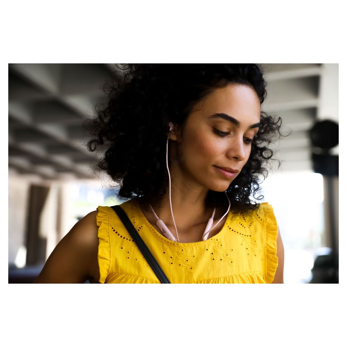 QILIVE Écouteurs sans fil Bluetooth - Rose - Q.1979