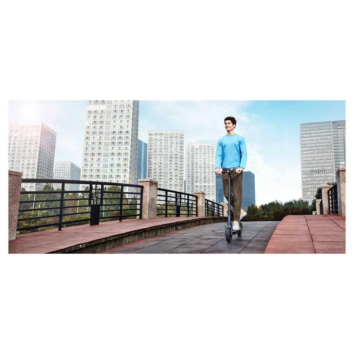 XIAOMI Trottinette électrique Pliable M365 Mi Scooter Noir