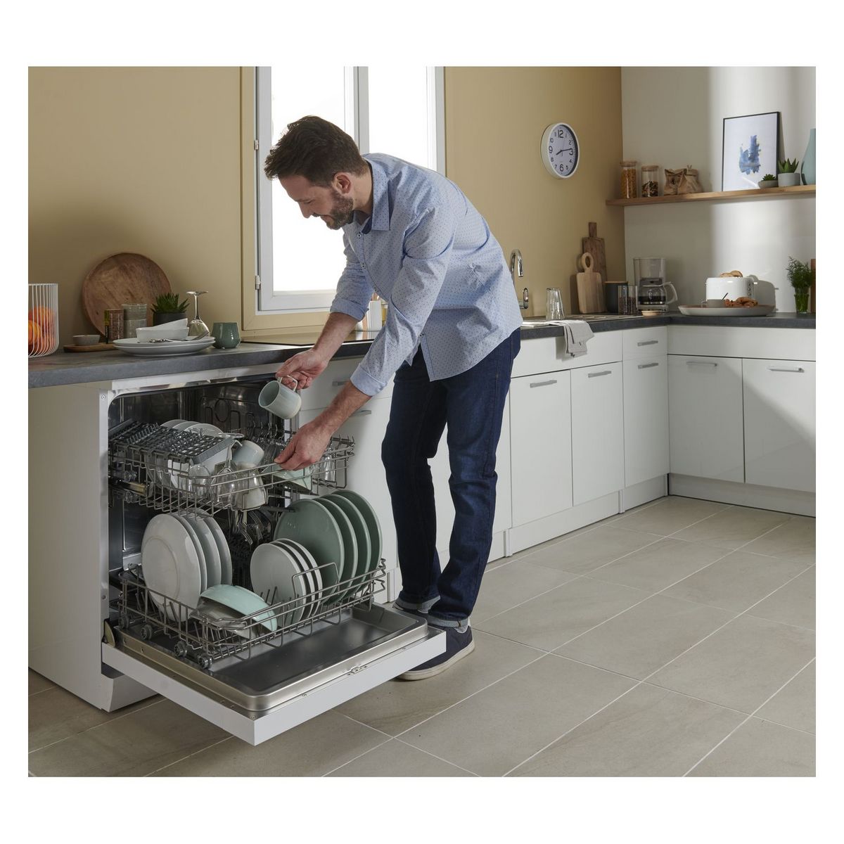 QILIVE Lave-vaisselle pose libre 134913 Q.6598, 14 couverts, 60 cm, 44 dB, 8 programmes