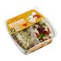 Voir la diapositive 2 : AUCHAN Salade méditerranéenne poulet rôti mozzarella tomates mi-séchées sans couverts 1 part 200g