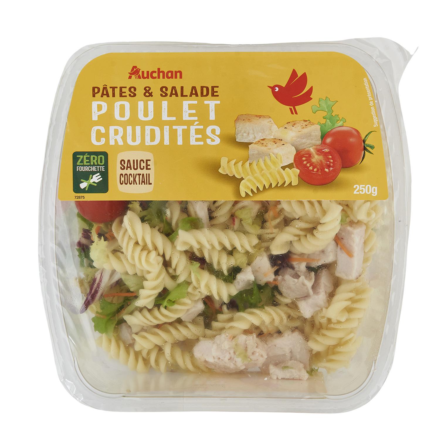 Voir la diapositive 2 : AUCHAN Salade de pâtes au poulet et crudités sans couverts 1 part 250g