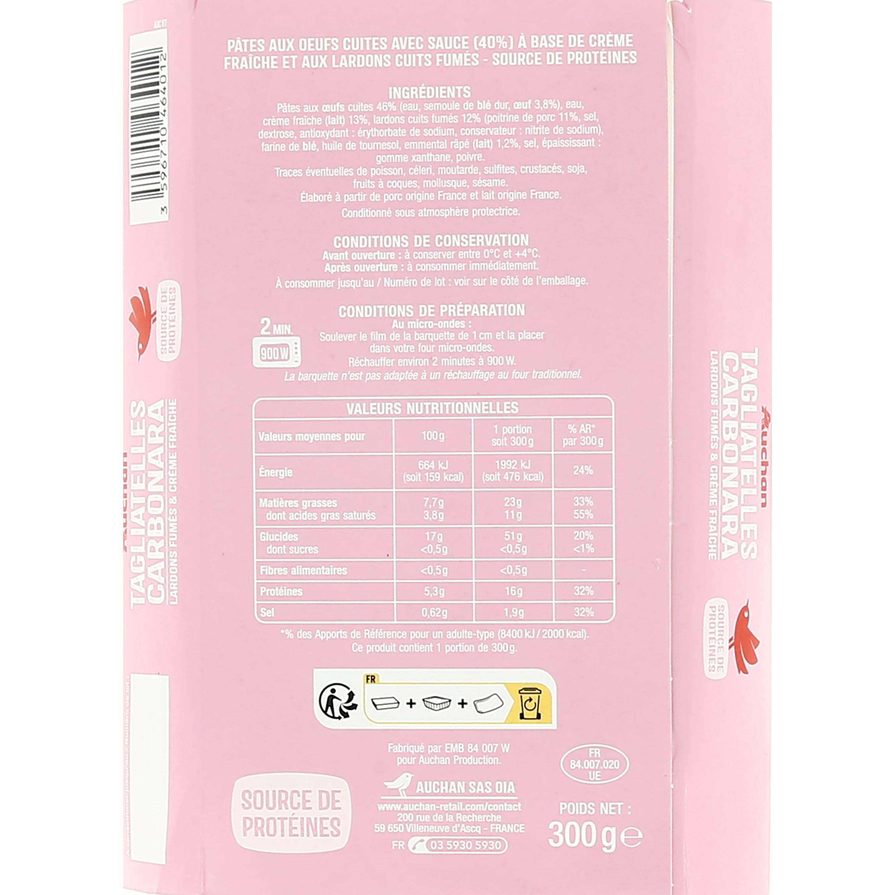 Voir la diapositive 4 : AUCHAN Tagliatelles à la carbonara aux lardons fumés sans couverts 1 part 300g