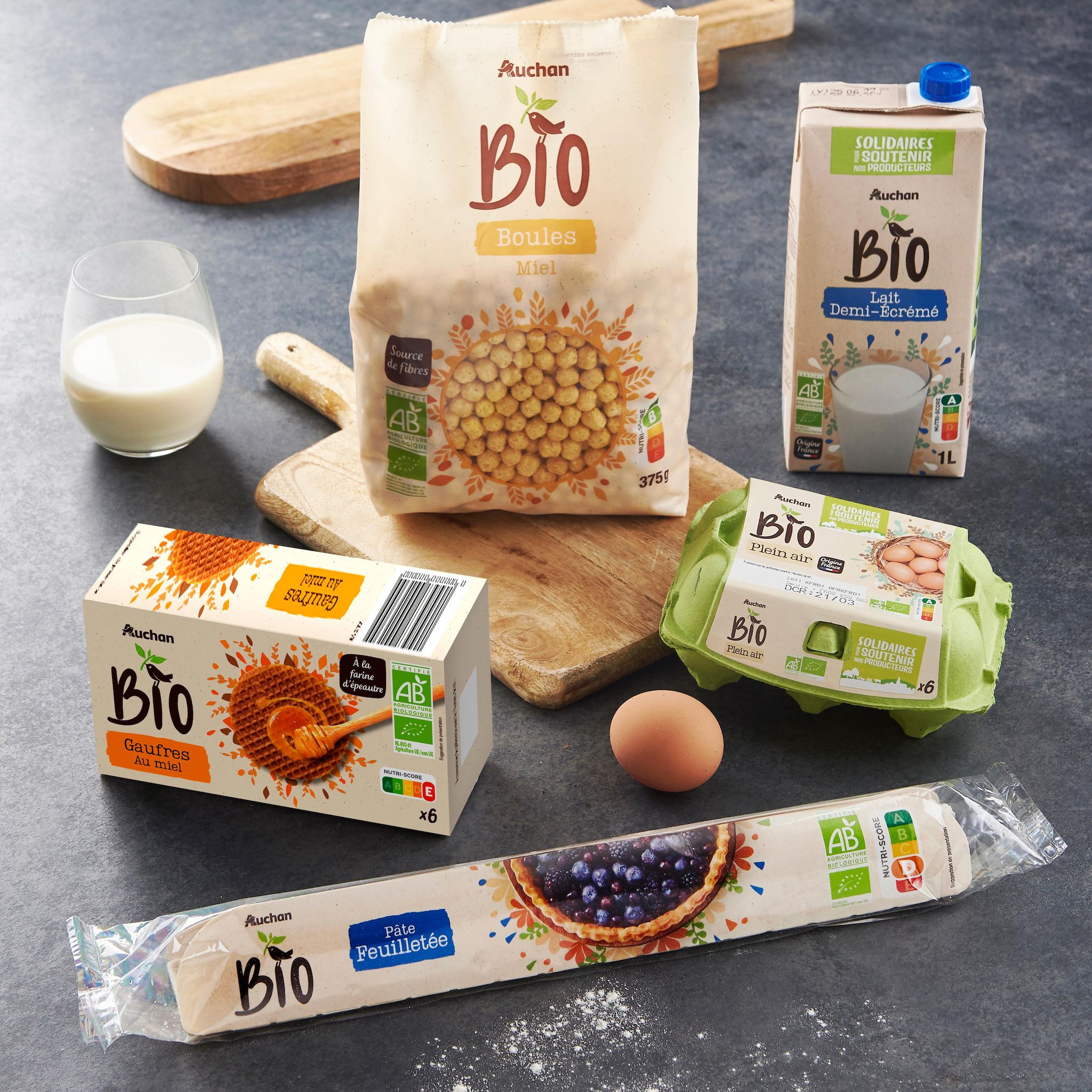 Voir la diapositive 6 : AUCHAN SOLIDAIRES BIO CULTIVONS LE BON Lait demi-écrémé UHT 1L