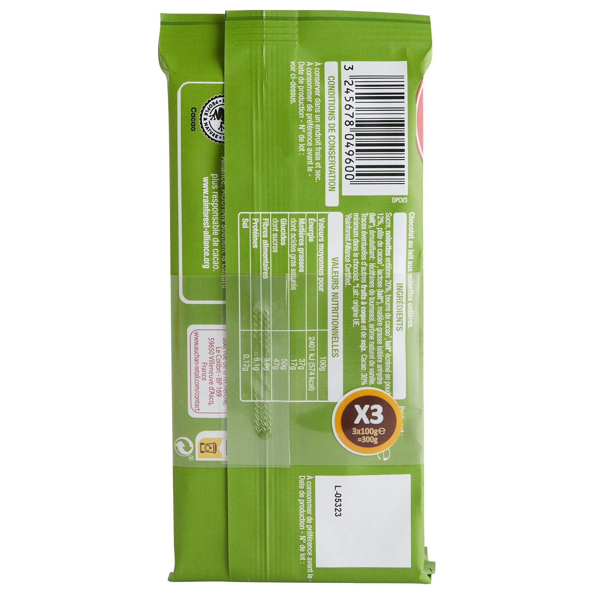 Voir la diapositive 5 : AUCHAN Tablette de chocolat au lait avec noisettes entières 3 pièces 3x100g