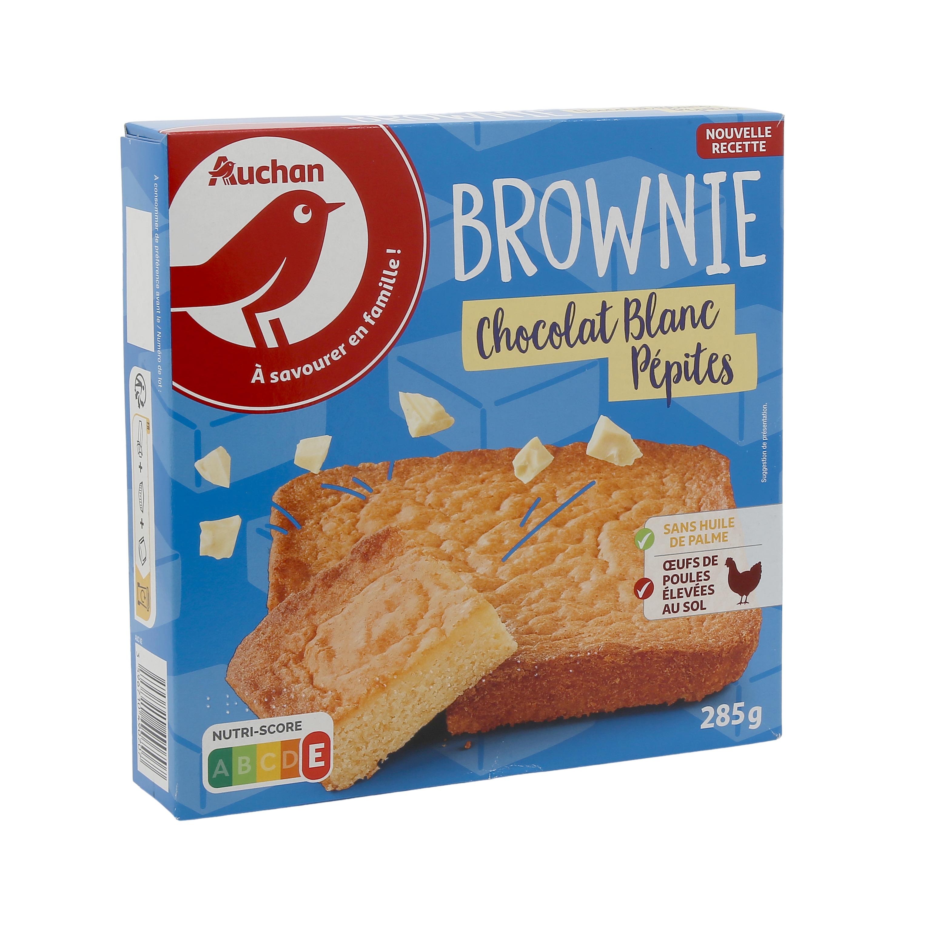 Voir la diapositive 2 : AUCHAN Brownie à partager au chocolat blanc environ 6 parts 285g