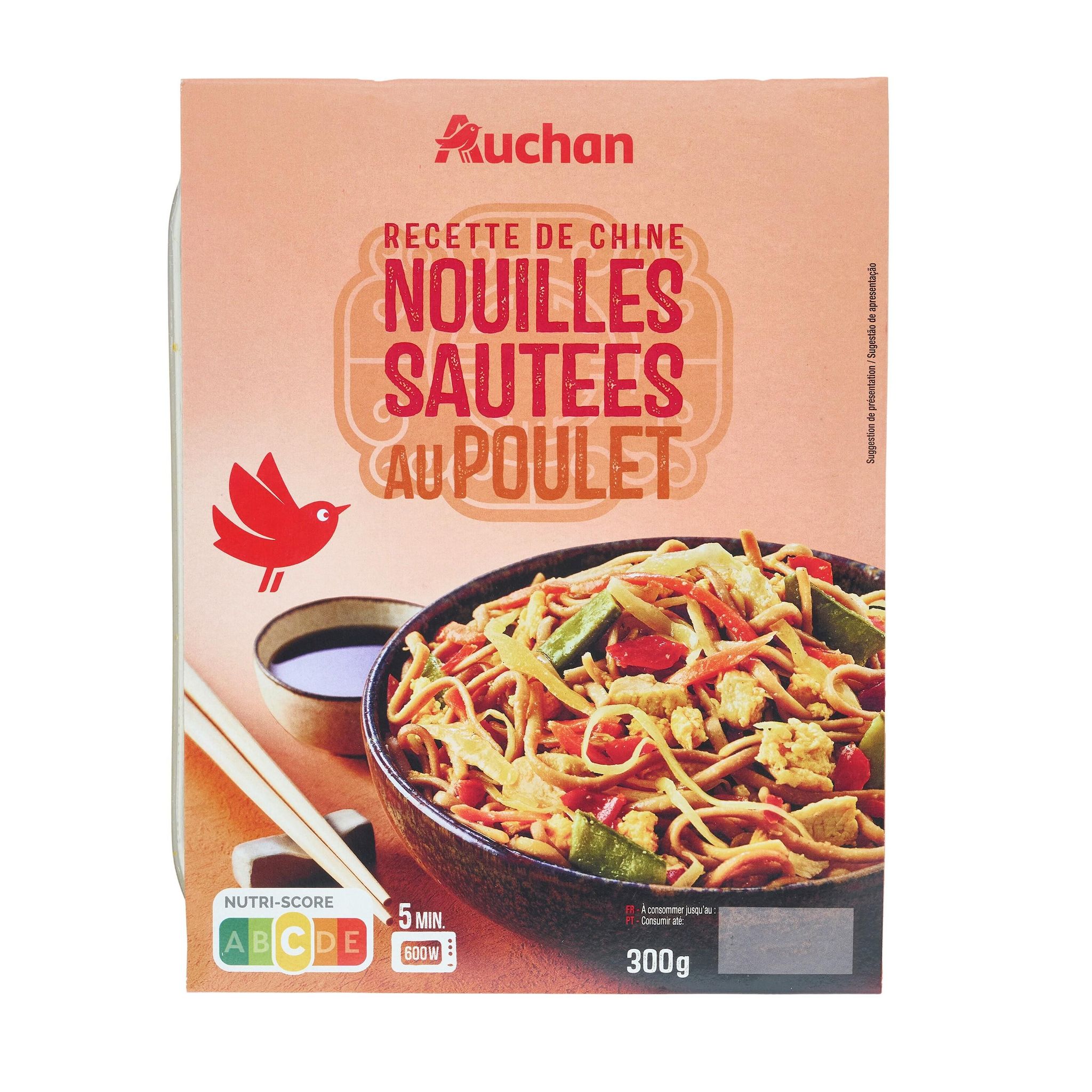 Voir la diapositive 2 : AUCHAN Cuisine de Chine nouilles sautées au poulet 1 part 300g