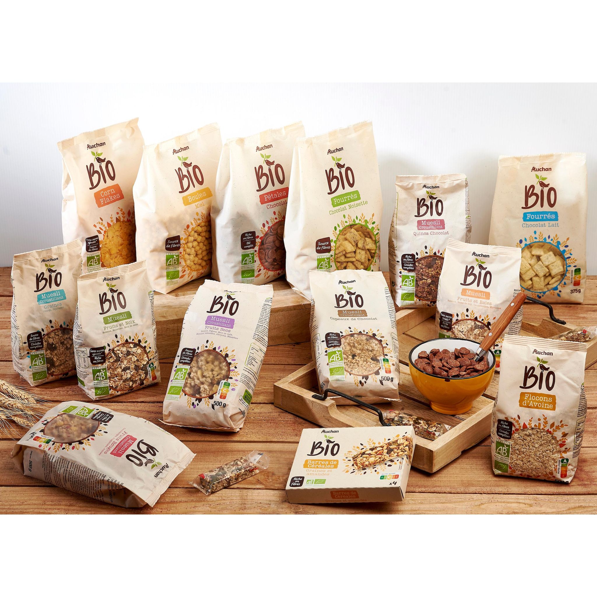 Voir la diapositive 3 : AUCHAN BIO Muesli avec fruits et noix raisins noisettes noix de coco 500g