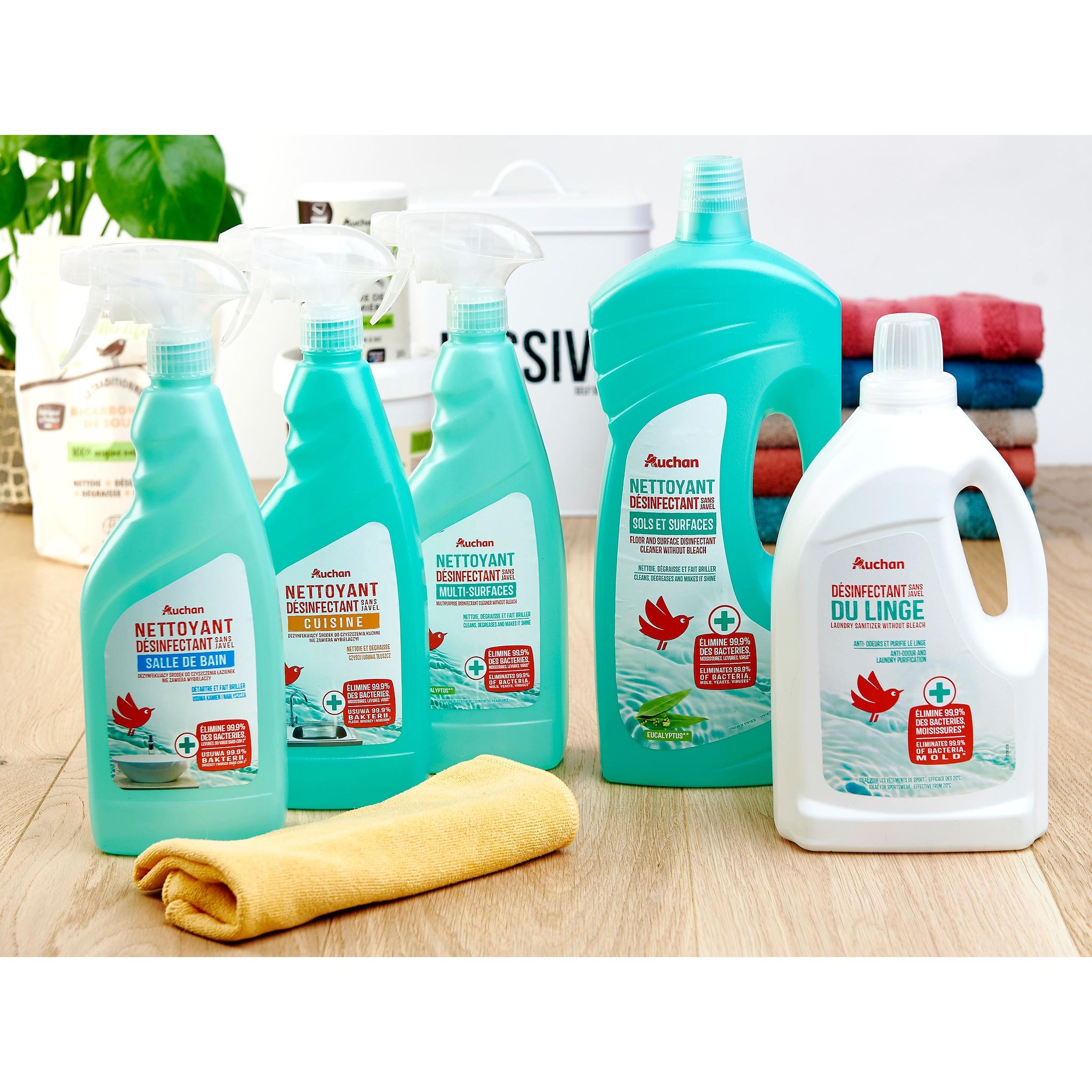 Voir la diapositive 2 : AUCHAN Liquide désinfectant multi-usages à l'eucalyptus 1,5l