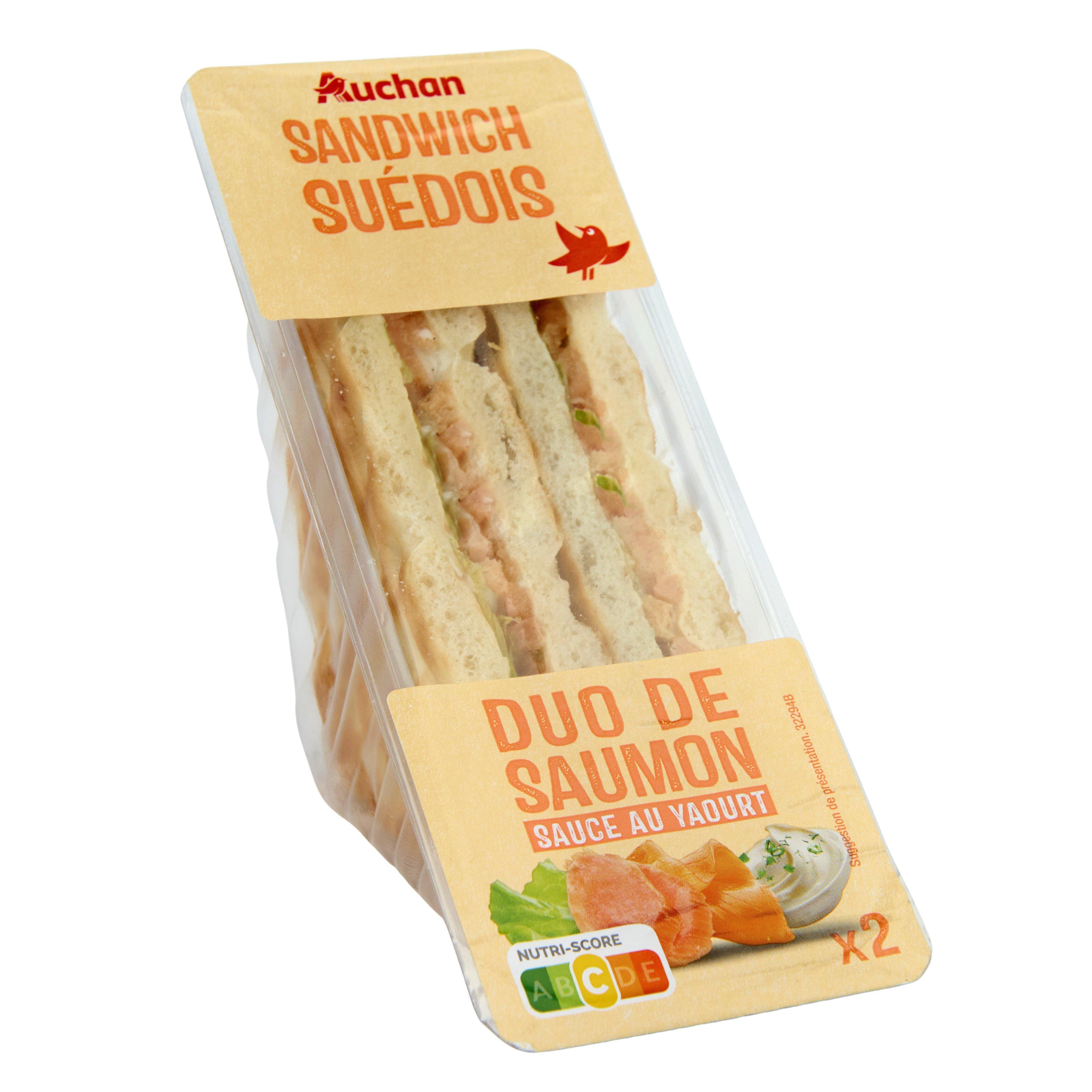 Voir la diapositive 3 : AUCHAN Sandwich suédois au saumon sauce yaourt 2 pièces 135g