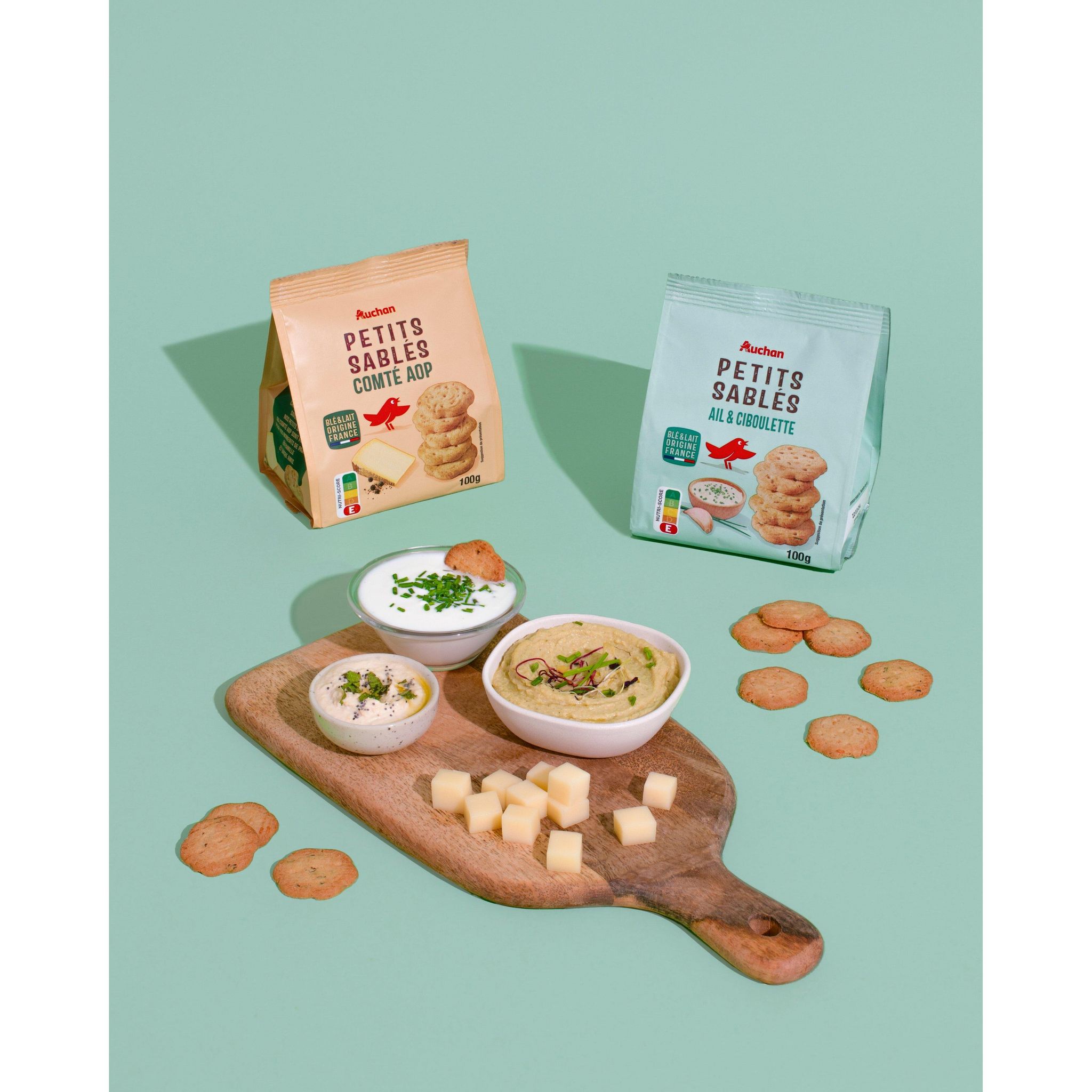 Voir la diapositive 3 : AUCHAN Petits sablés saveur ail et ciboulette 100g