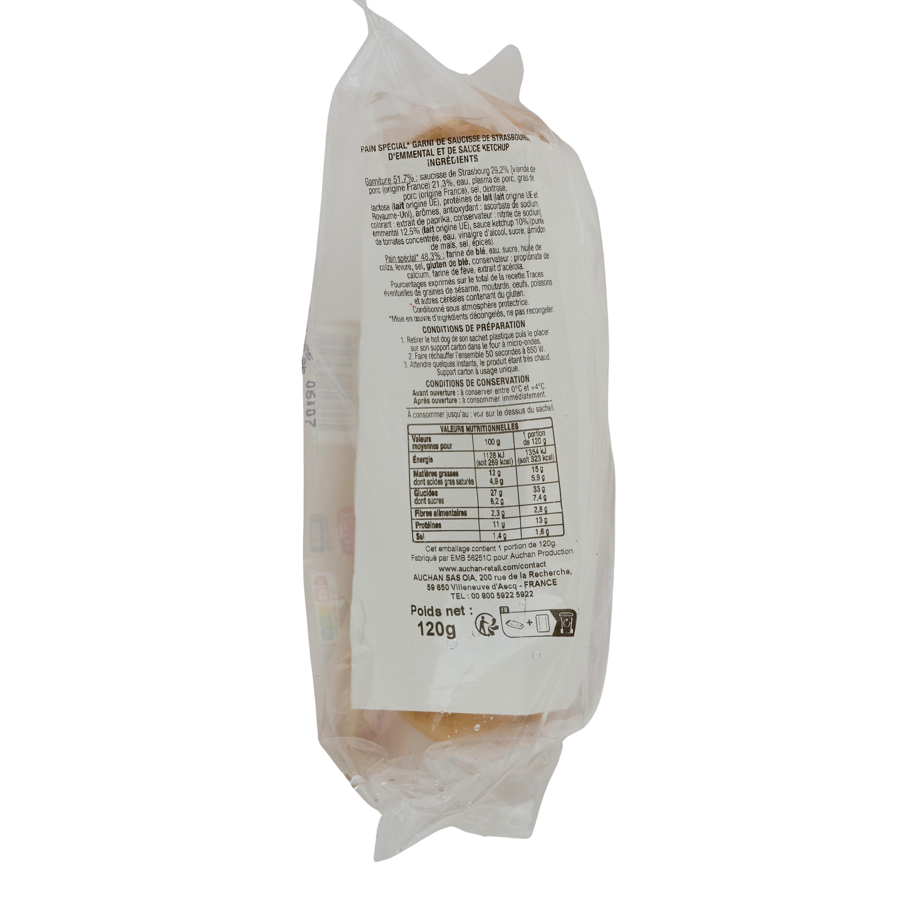 Voir la diapositive 2 : AUCHAN Hotdog emmental sauce ketchup 1 pièce 120g